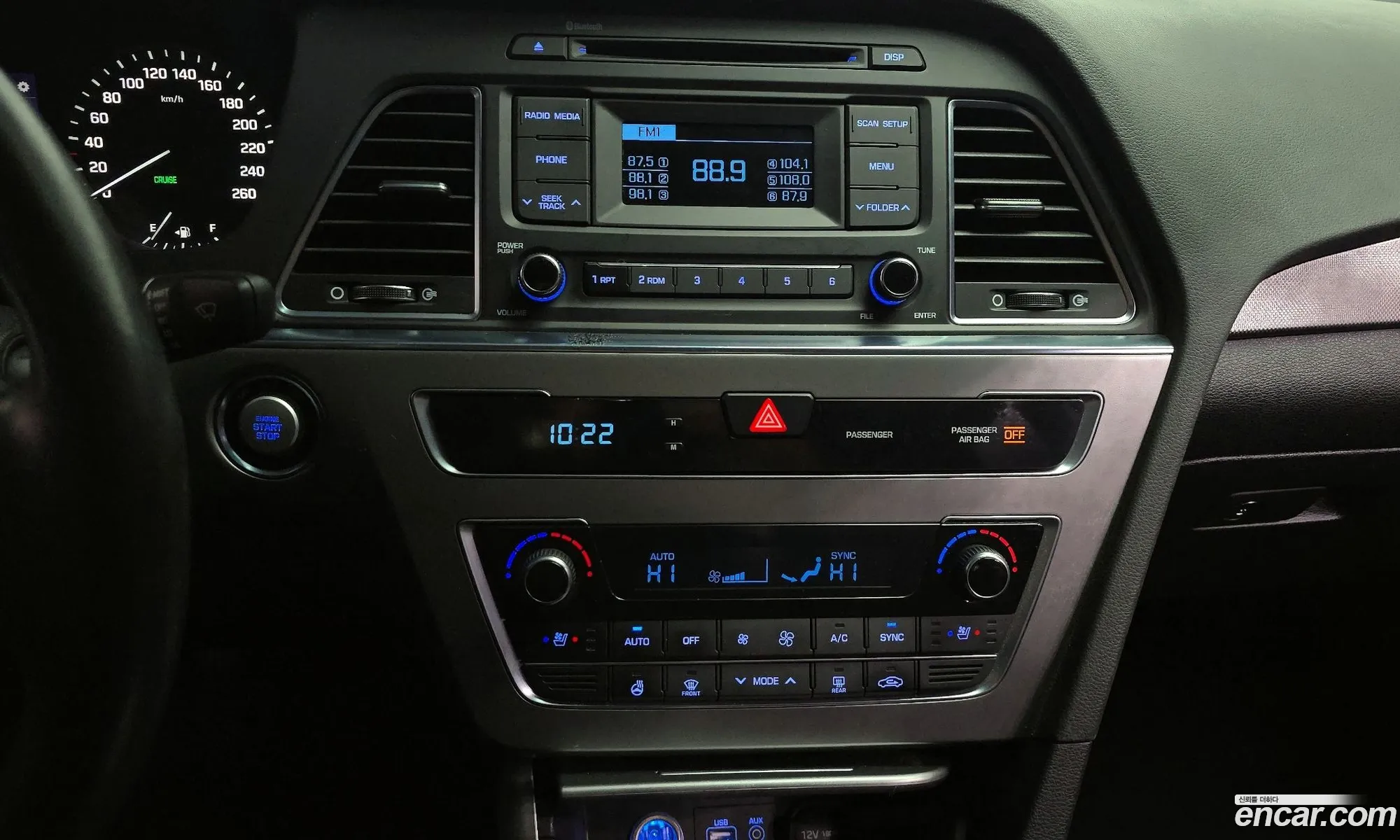 Hyundai LF Sonata 2016 — 14