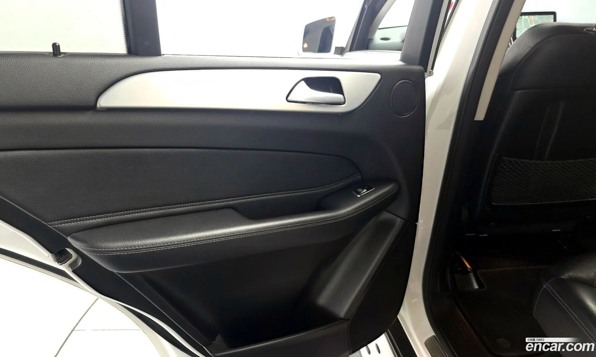 Mercedes-Benz GLE-Class W166 2018 — 30