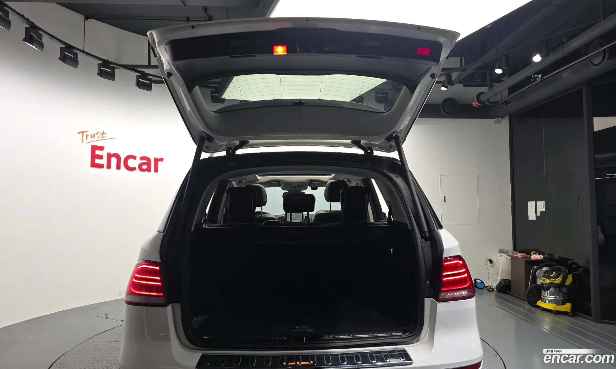 Mercedes-Benz GLE-Class W166 2018 — 7