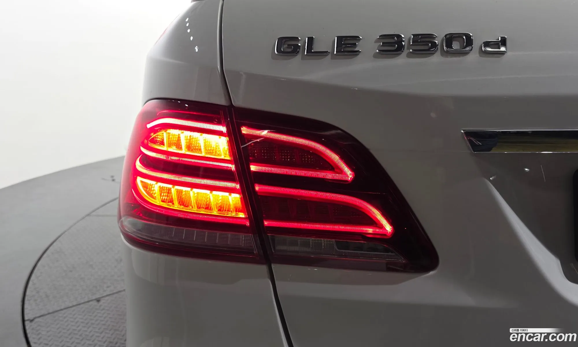 Mercedes-Benz GLE-Class W166 2018 — 28