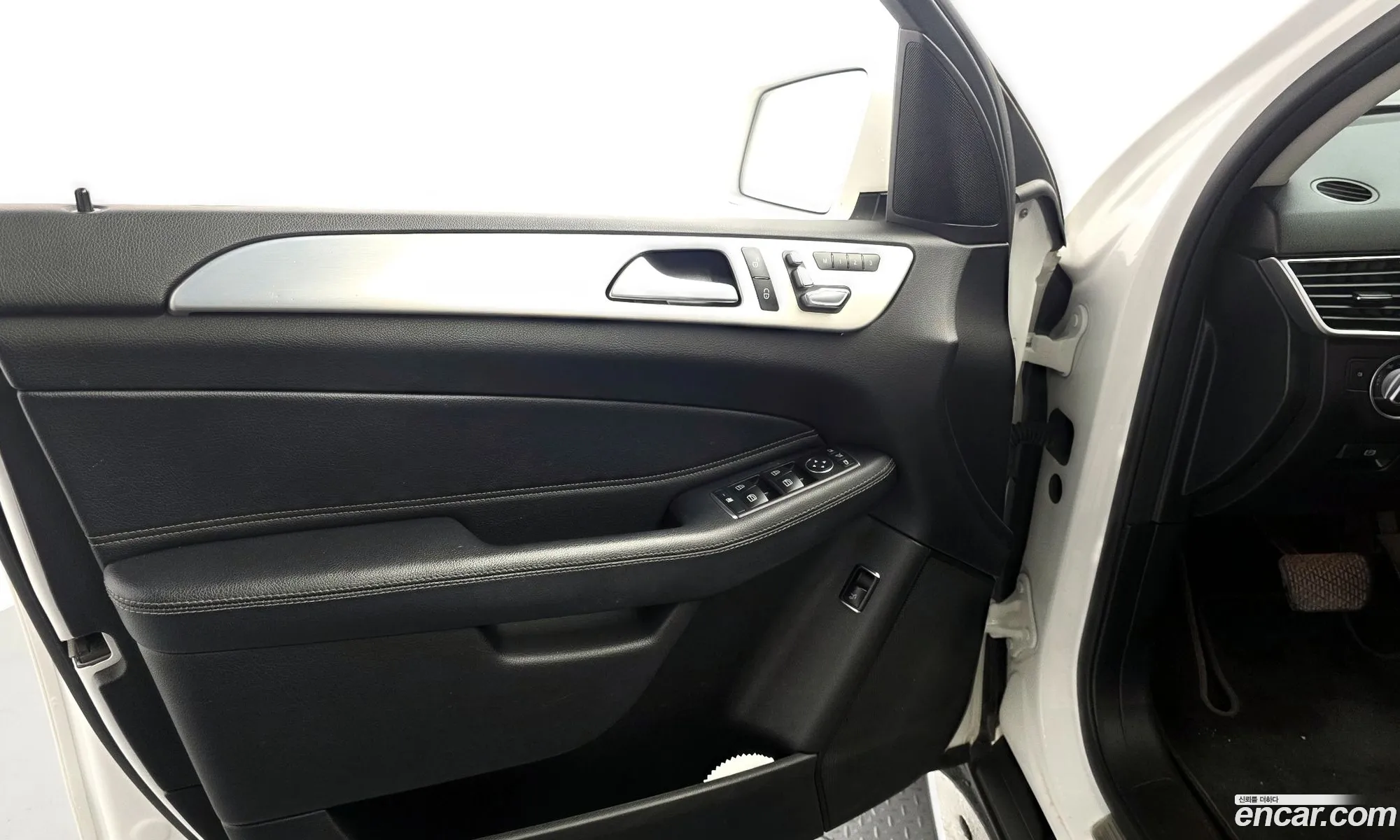 Mercedes-Benz GLE-Class W166 2018 — 6