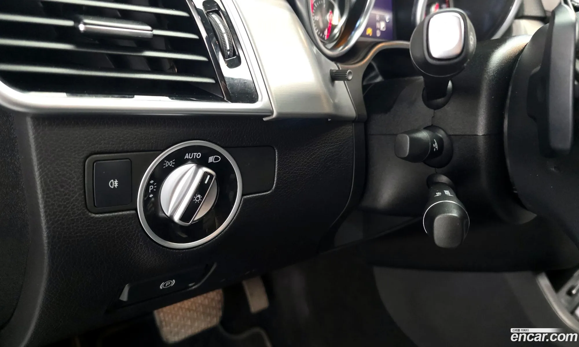 Mercedes-Benz GLE-Class W166 2018 — 24