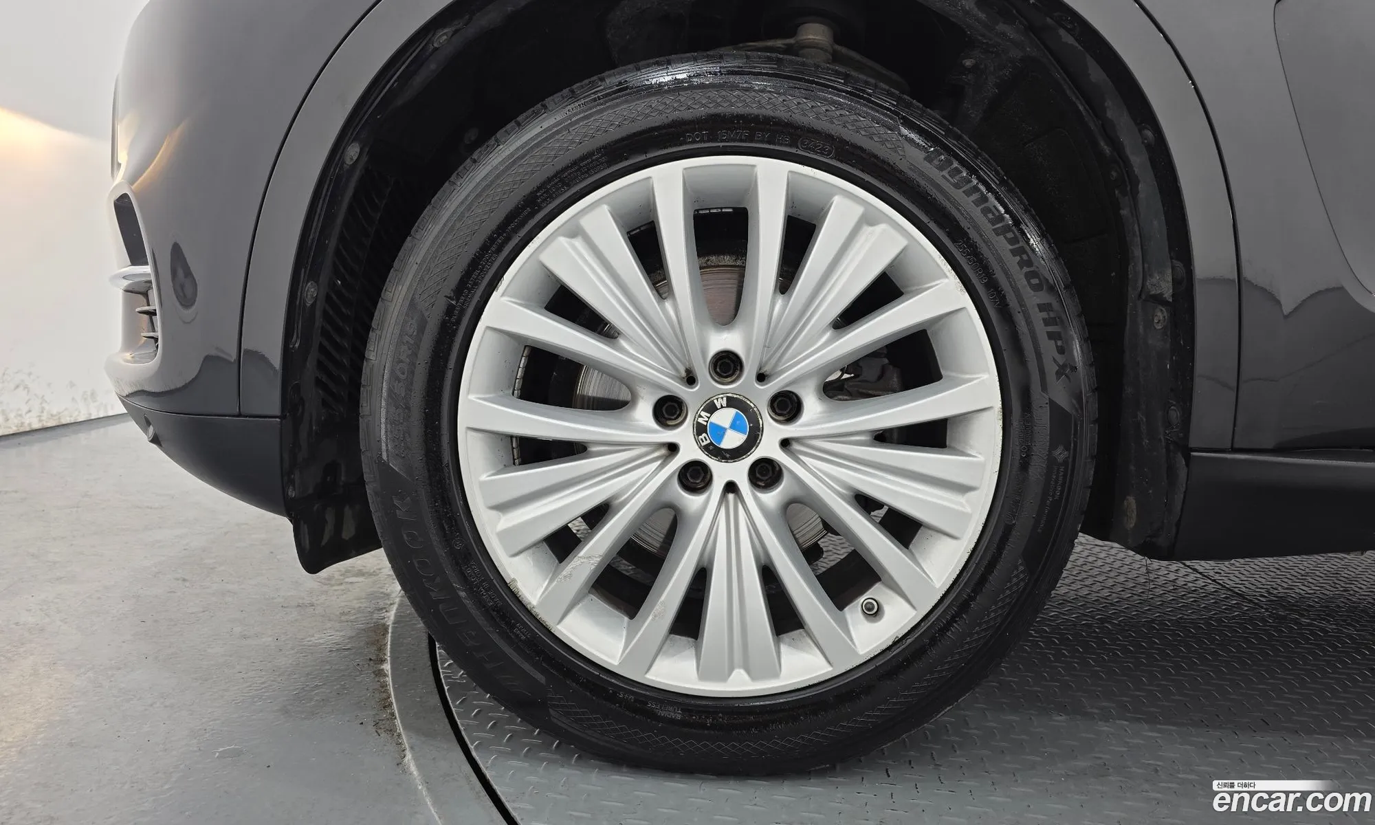 BMW X5 2017 — 16