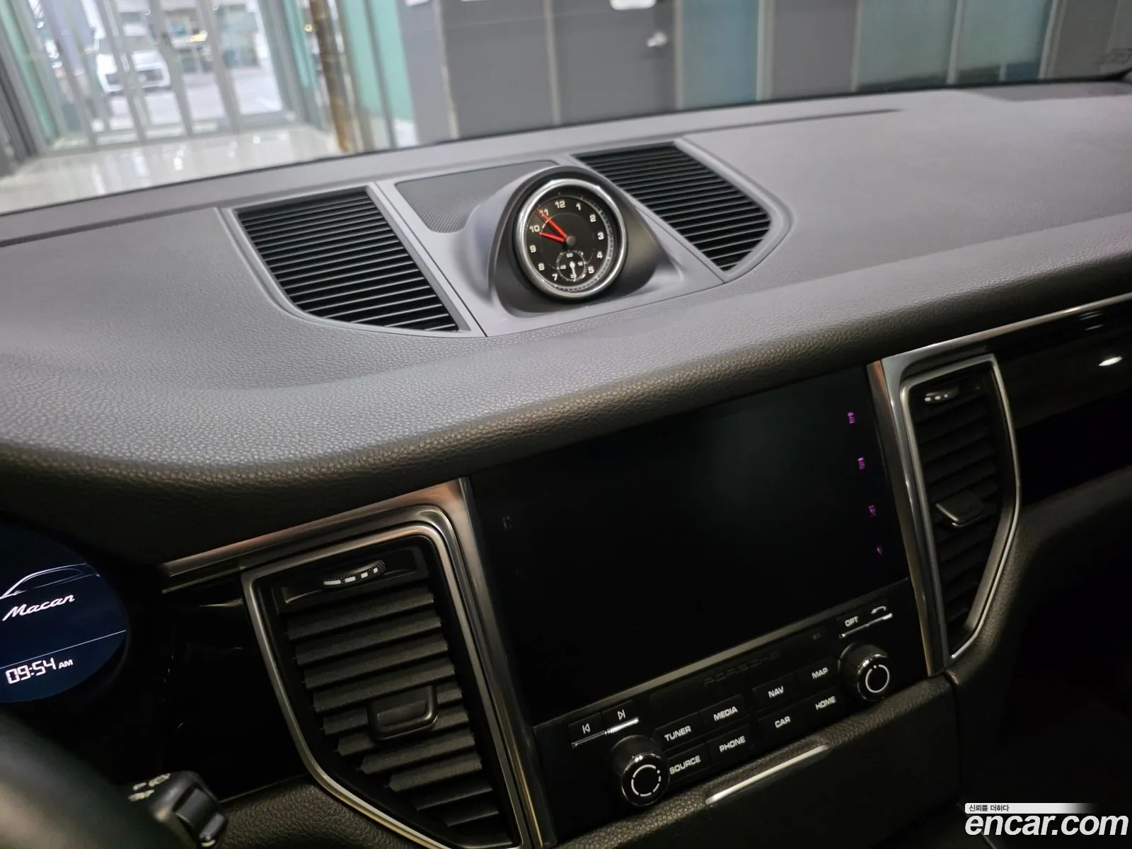 Porsche Macan 2018 — 9