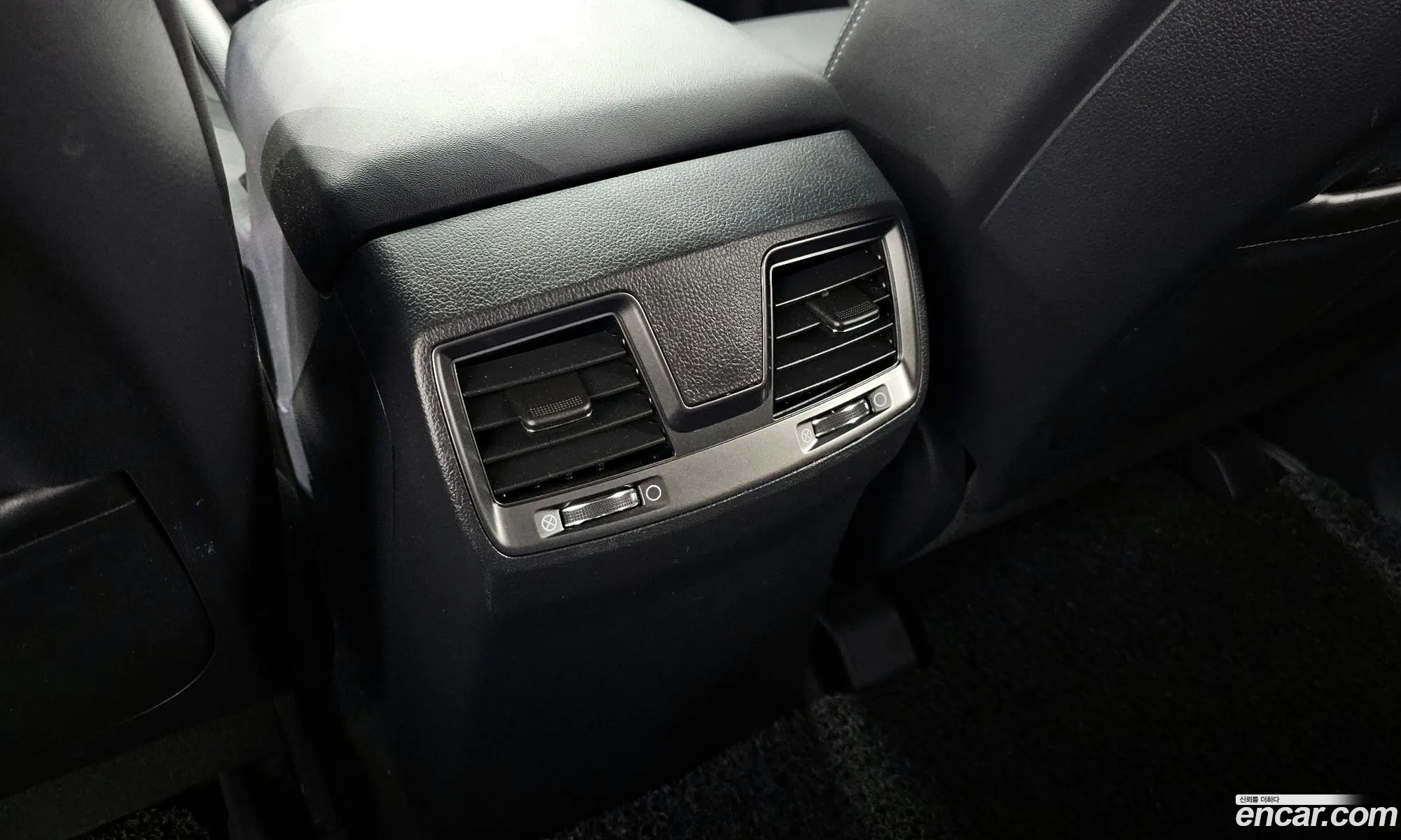 KG Mobility (SsangYong) Rexton Sports Khan 2021 — 13