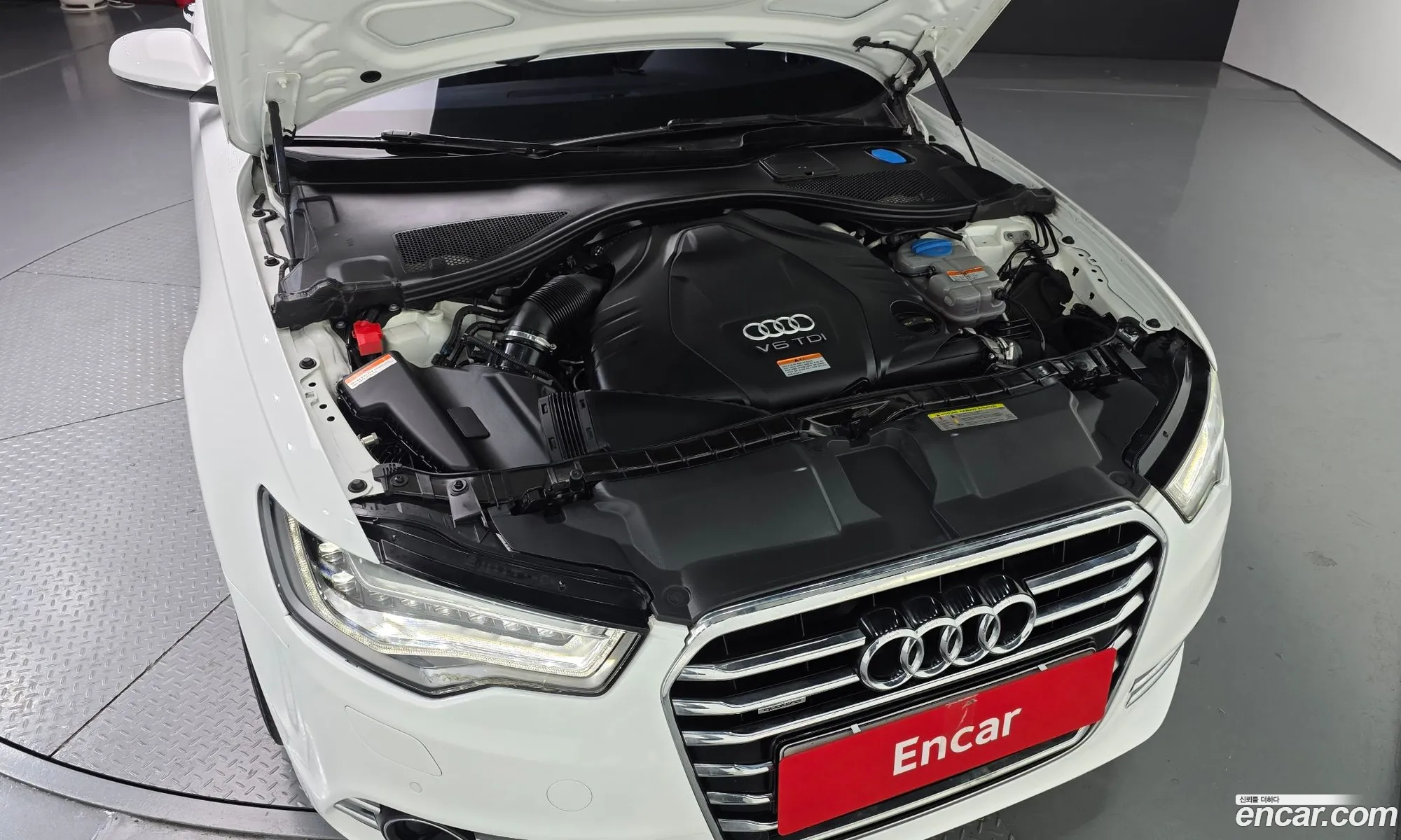 Audi A6 2015 — 12