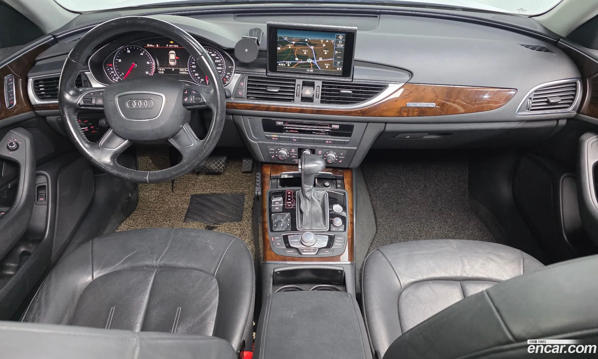 Audi A6 2015 — 19