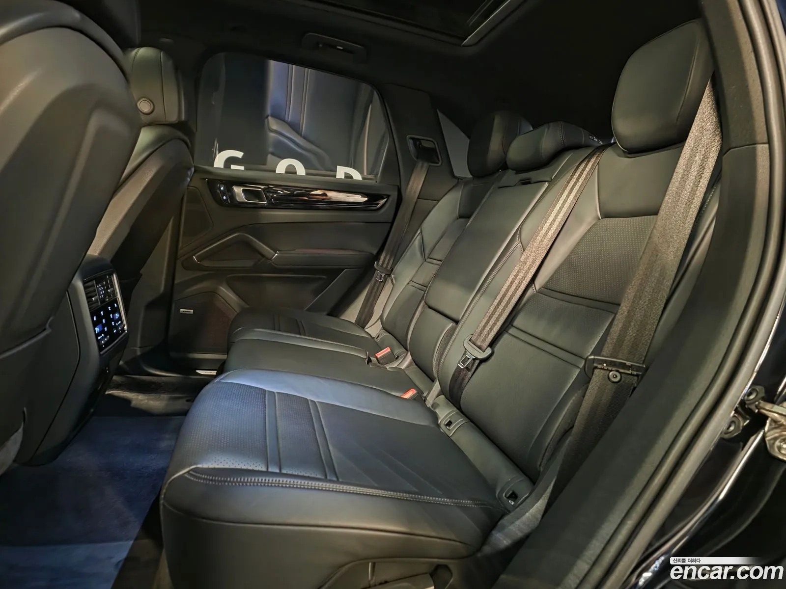 Porsche Cayenne 2021 — 16