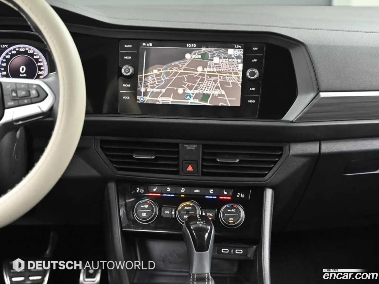 Volkswagen Jetta 7th Gen 2022 — 8