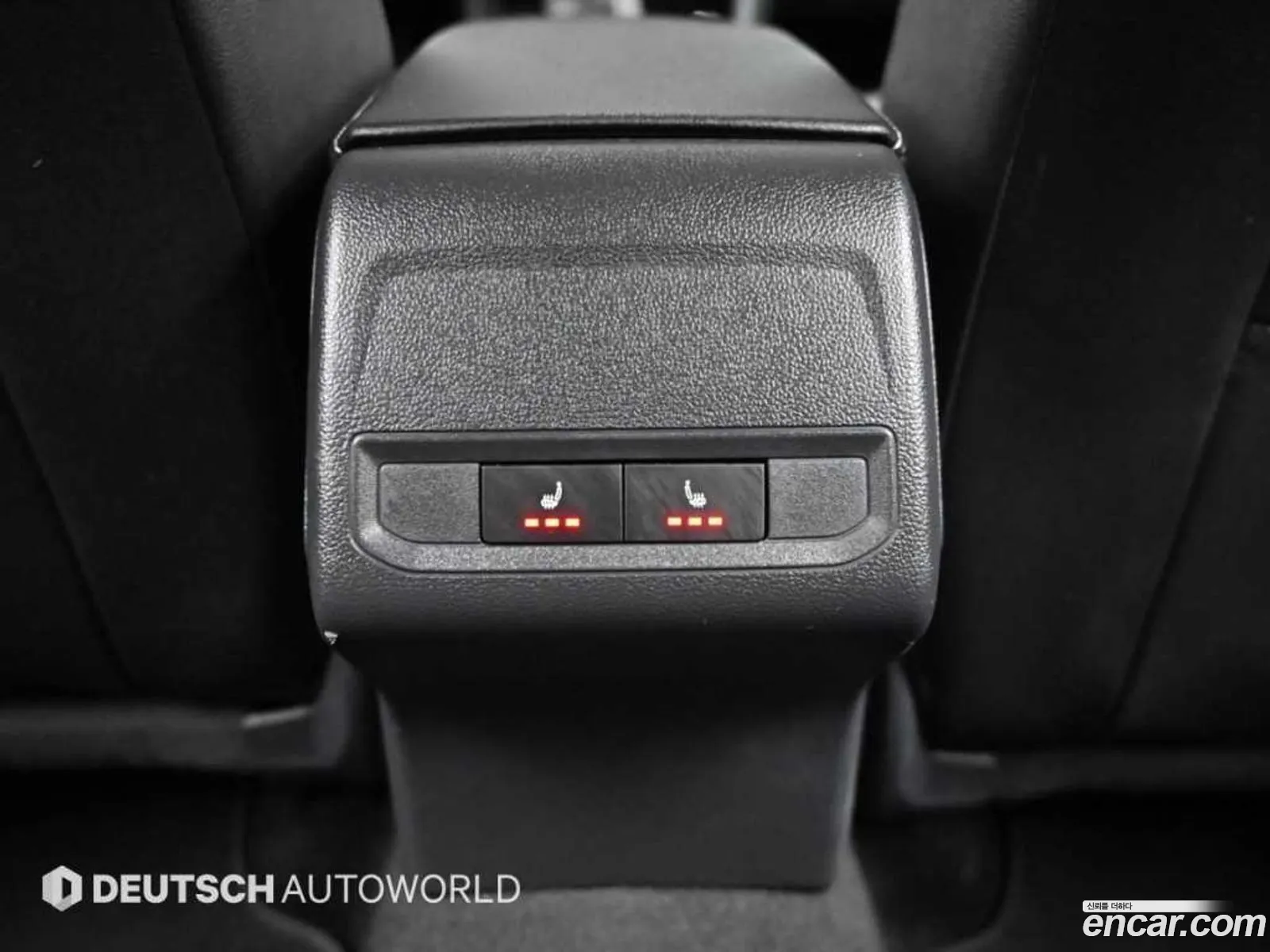 Volkswagen Jetta 7th Gen 2022 — 14