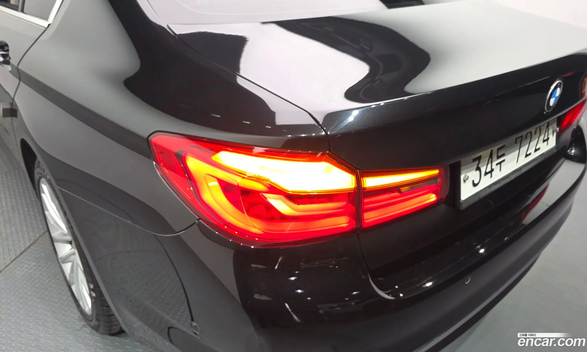 BMW 5 Series 2018 — 5