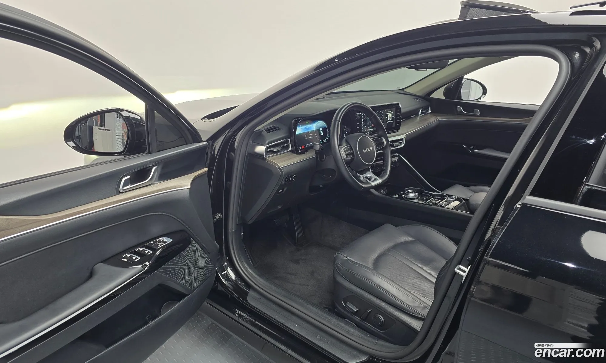 Kia K5 2022 — 20