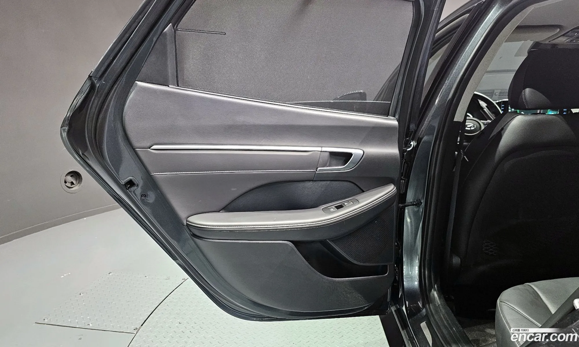 Hyundai Sonata 2023 — 11