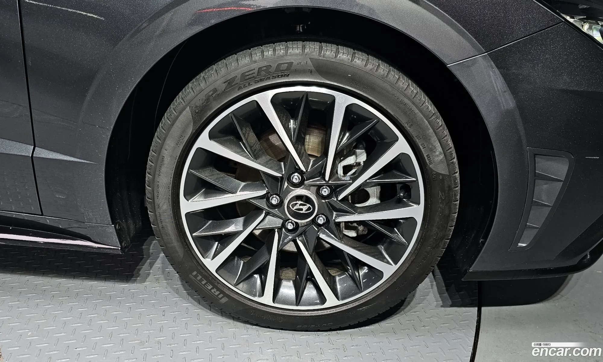 Hyundai Sonata 2023 — 10