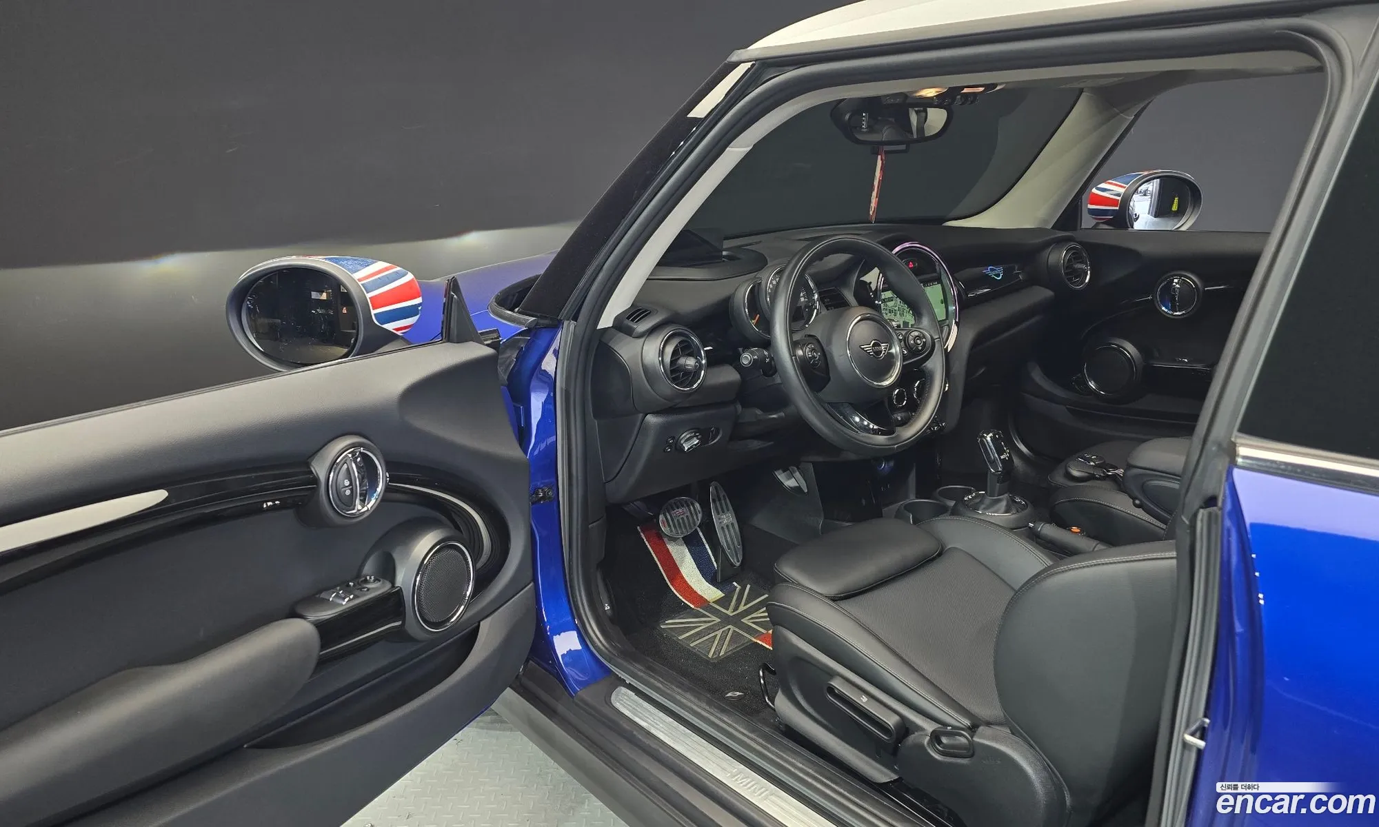 Mini Cooper 2020 — 31