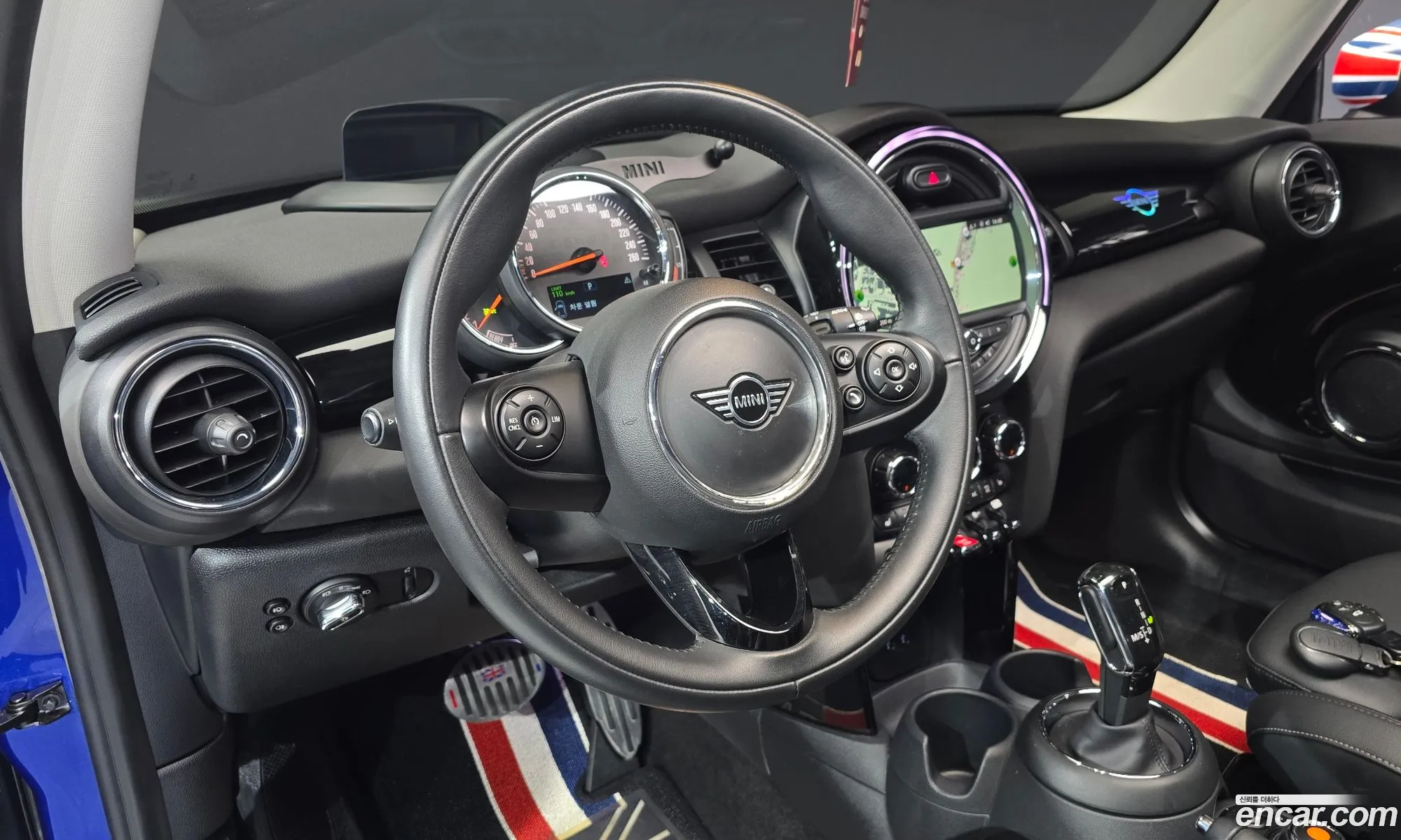Mini Cooper 2020 — 20