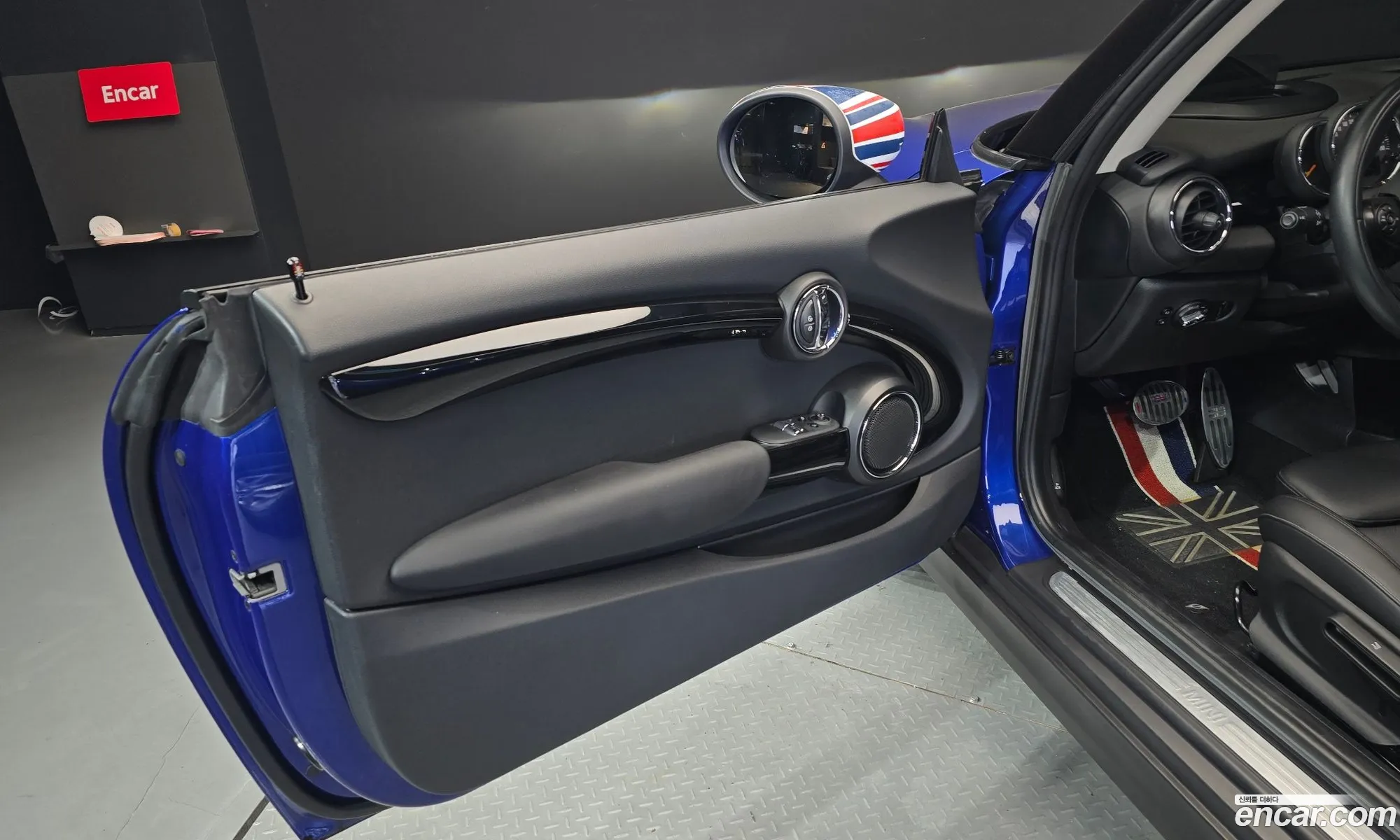 Mini Cooper 2020 — 11