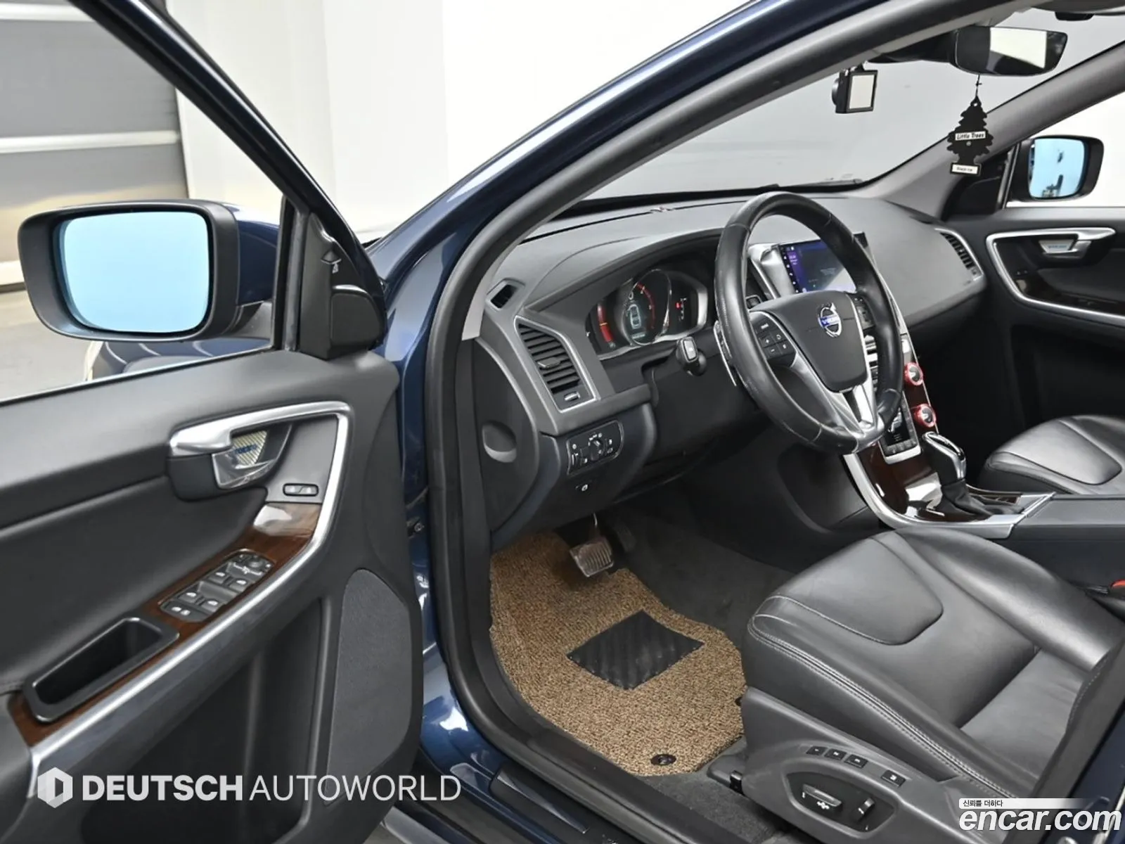 Volvo XC60 2015 — 3