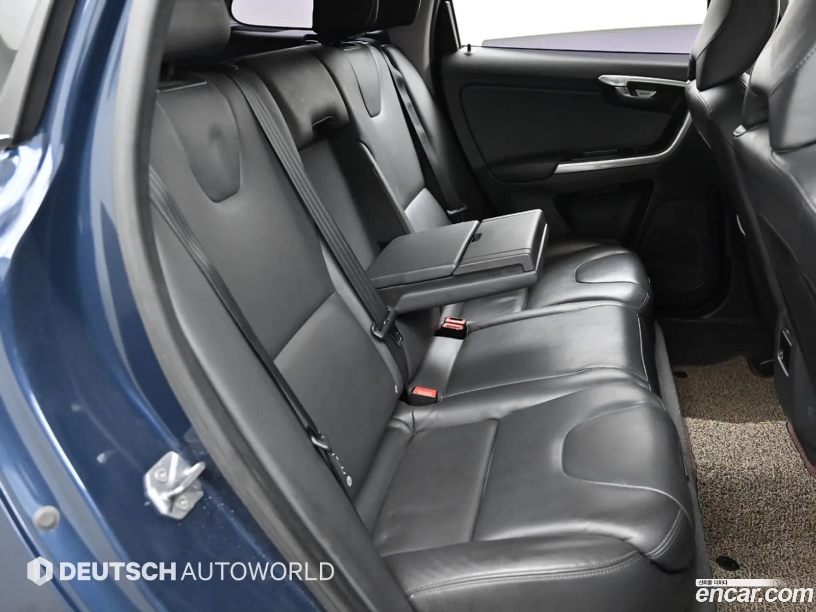 Volvo XC60 2015 — 9