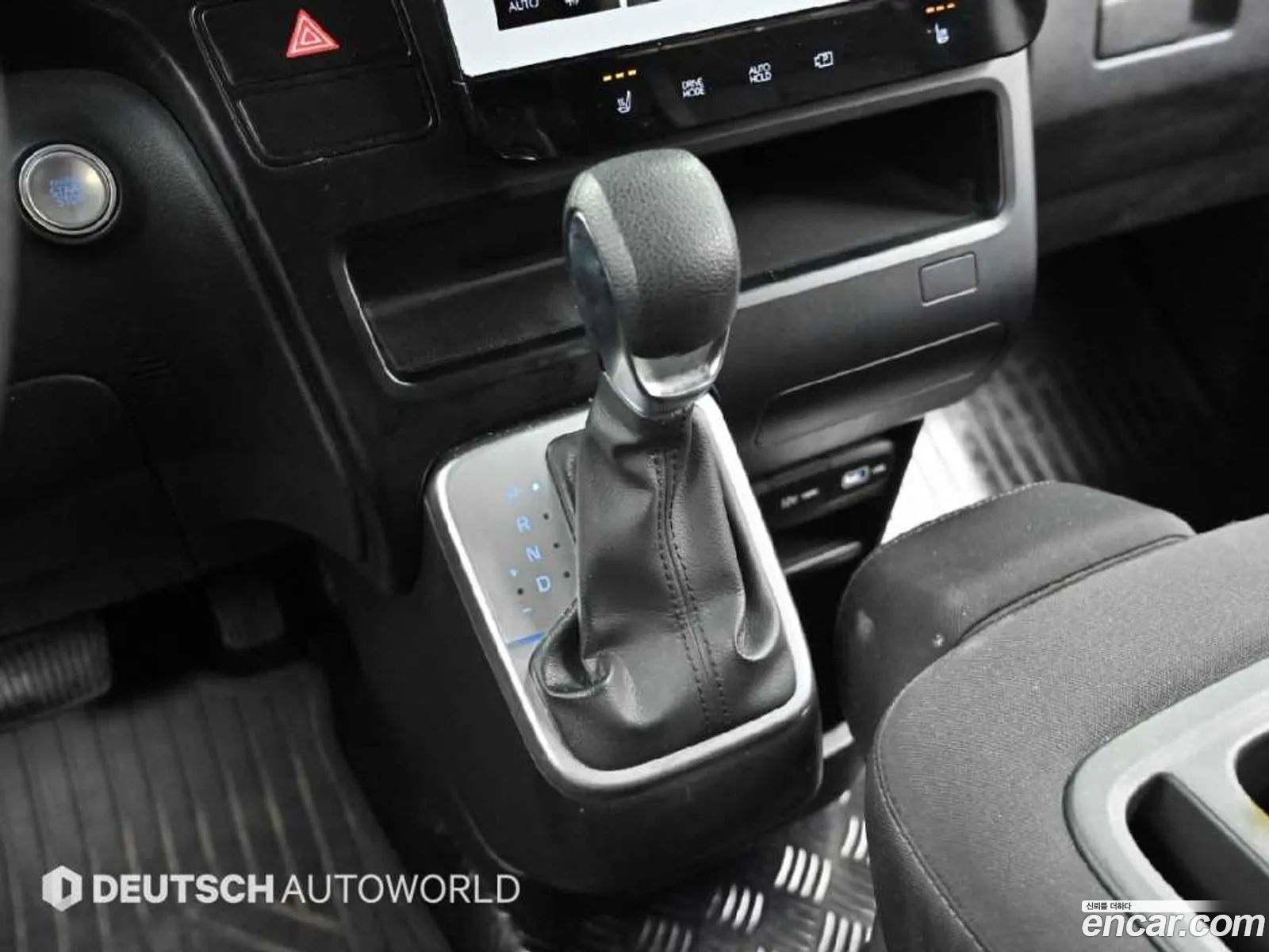 Hyundai Staria 2022 — 12