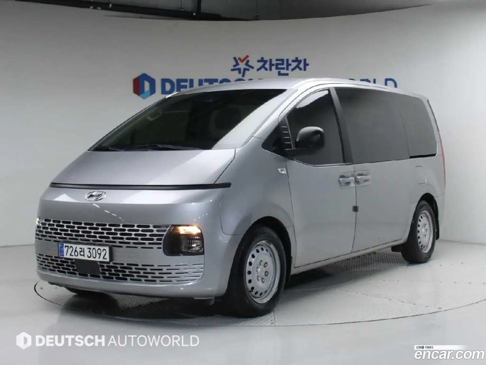 Hyundai Staria 2022 — 19