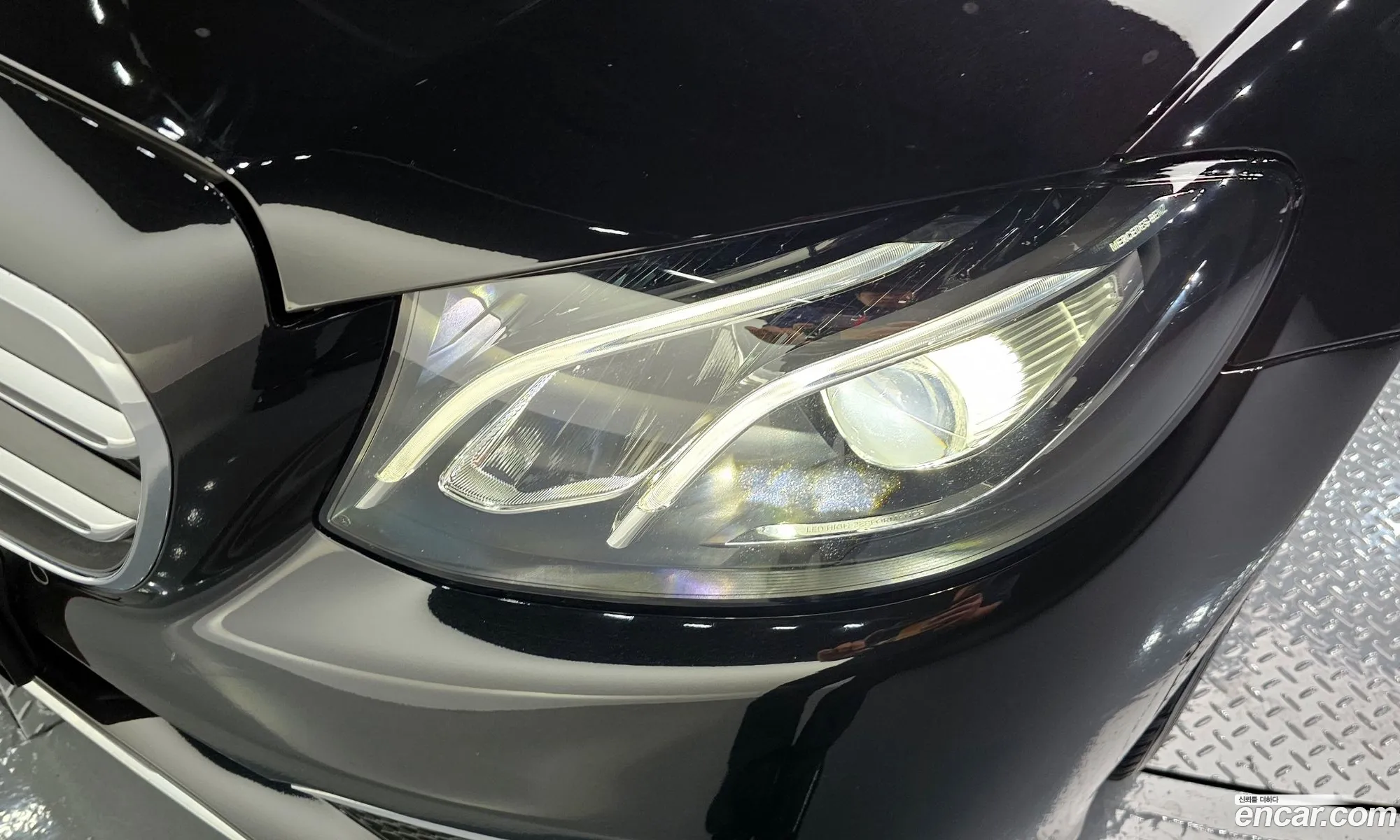 Mercedes-Benz E-Class W213 2019 WDDZF4FB9LA718771 — 27