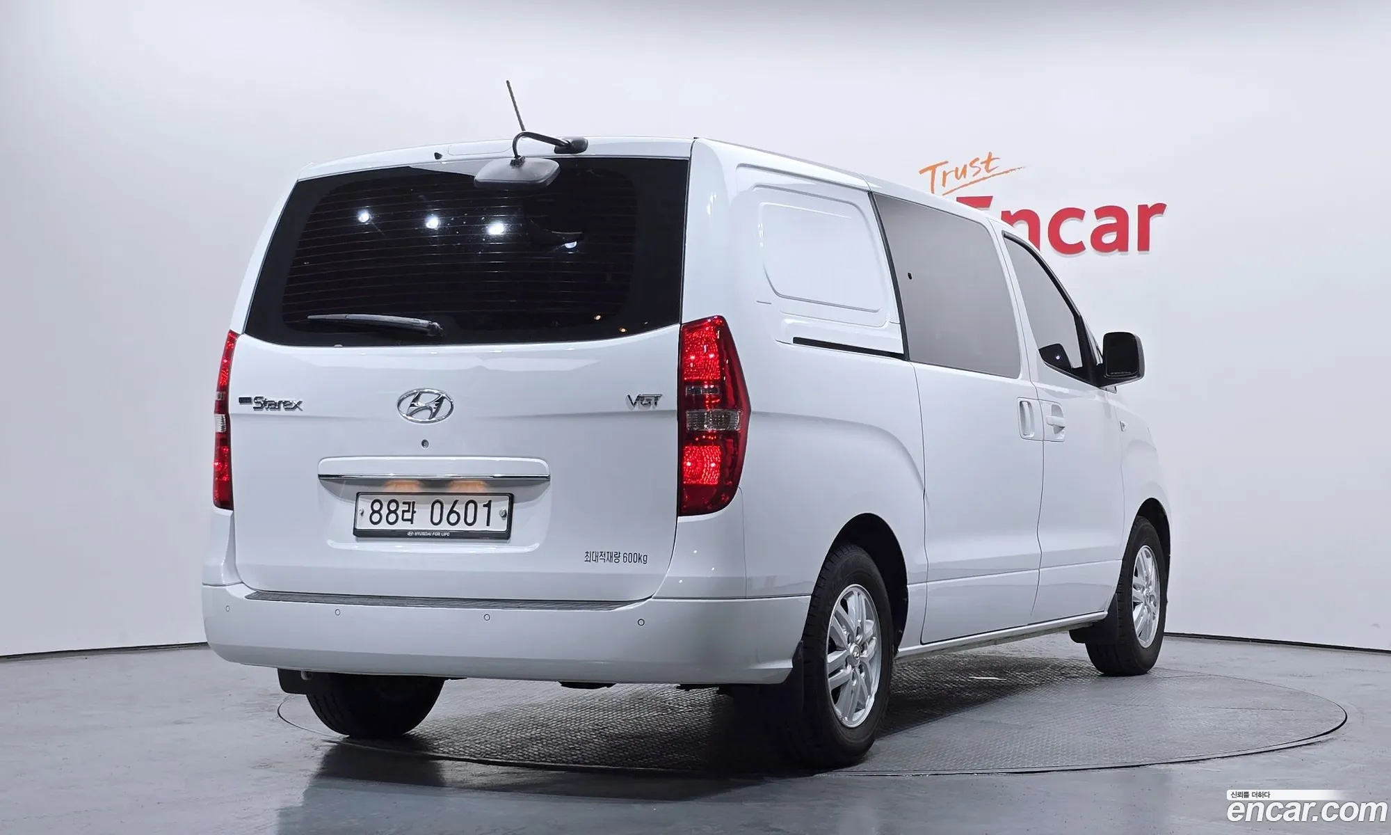 Hyundai Grand Starex 2019 — 3
