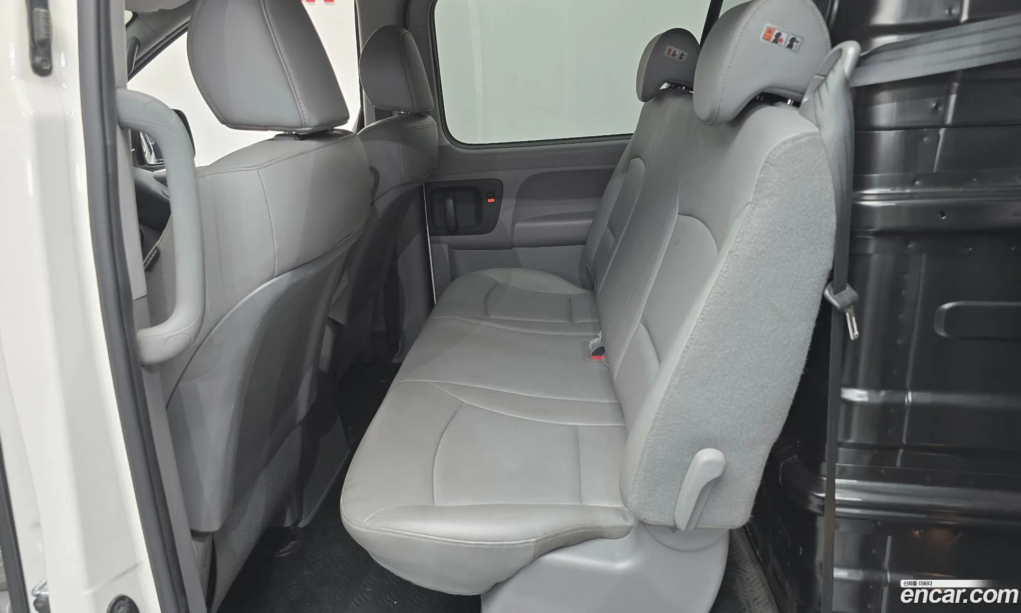 Hyundai Grand Starex 2019 — 18