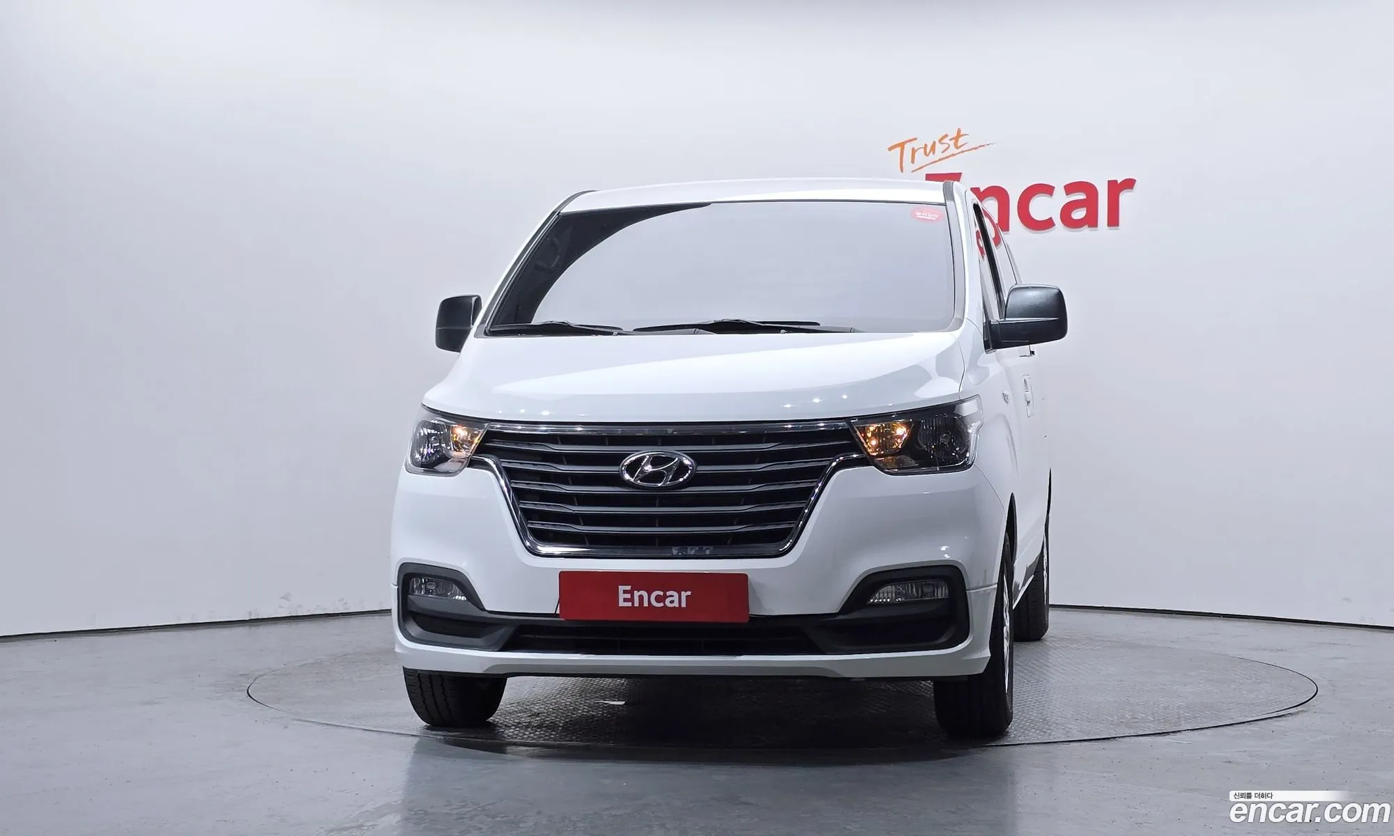 Hyundai Grand Starex 2019 — 13