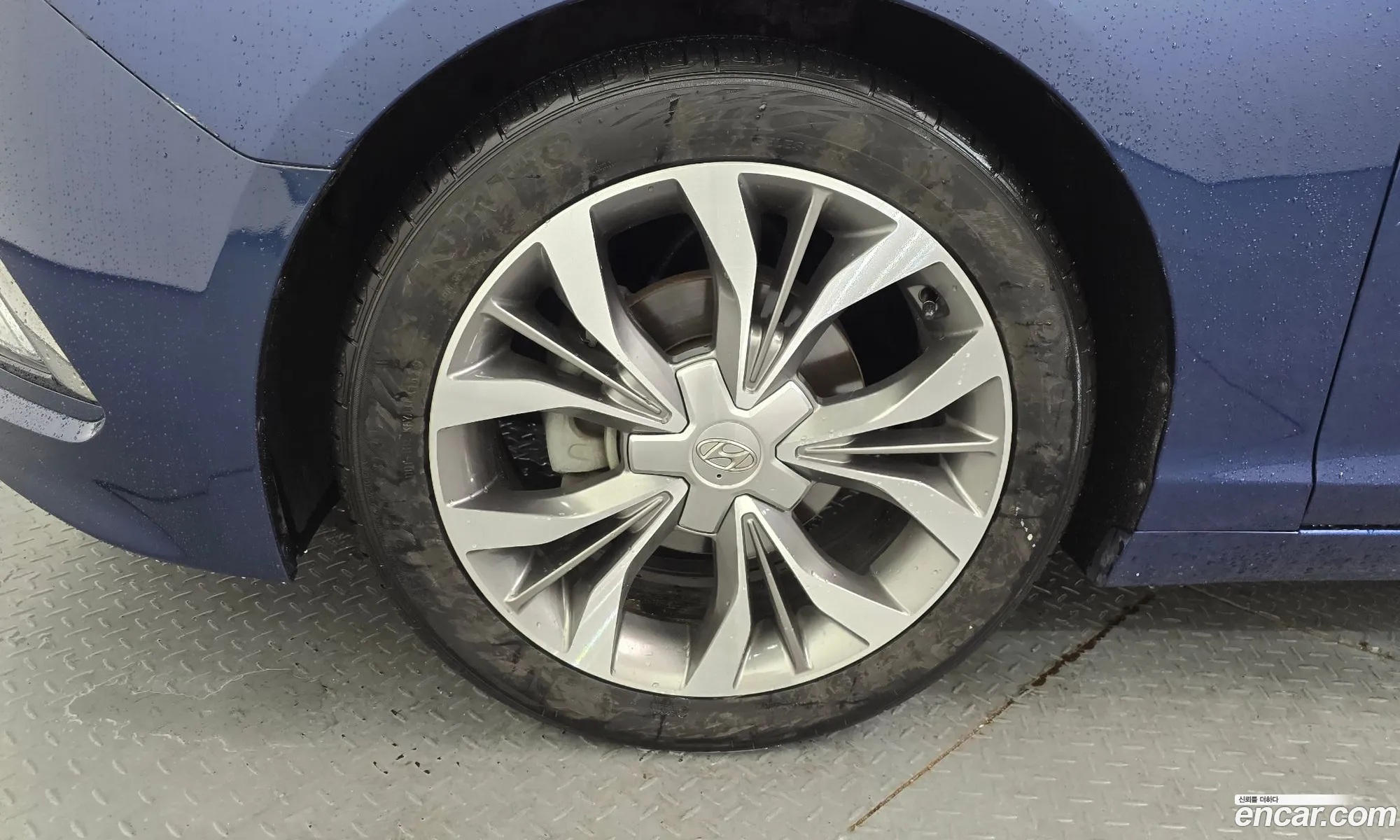 Hyundai LF Sonata 2014 — 25