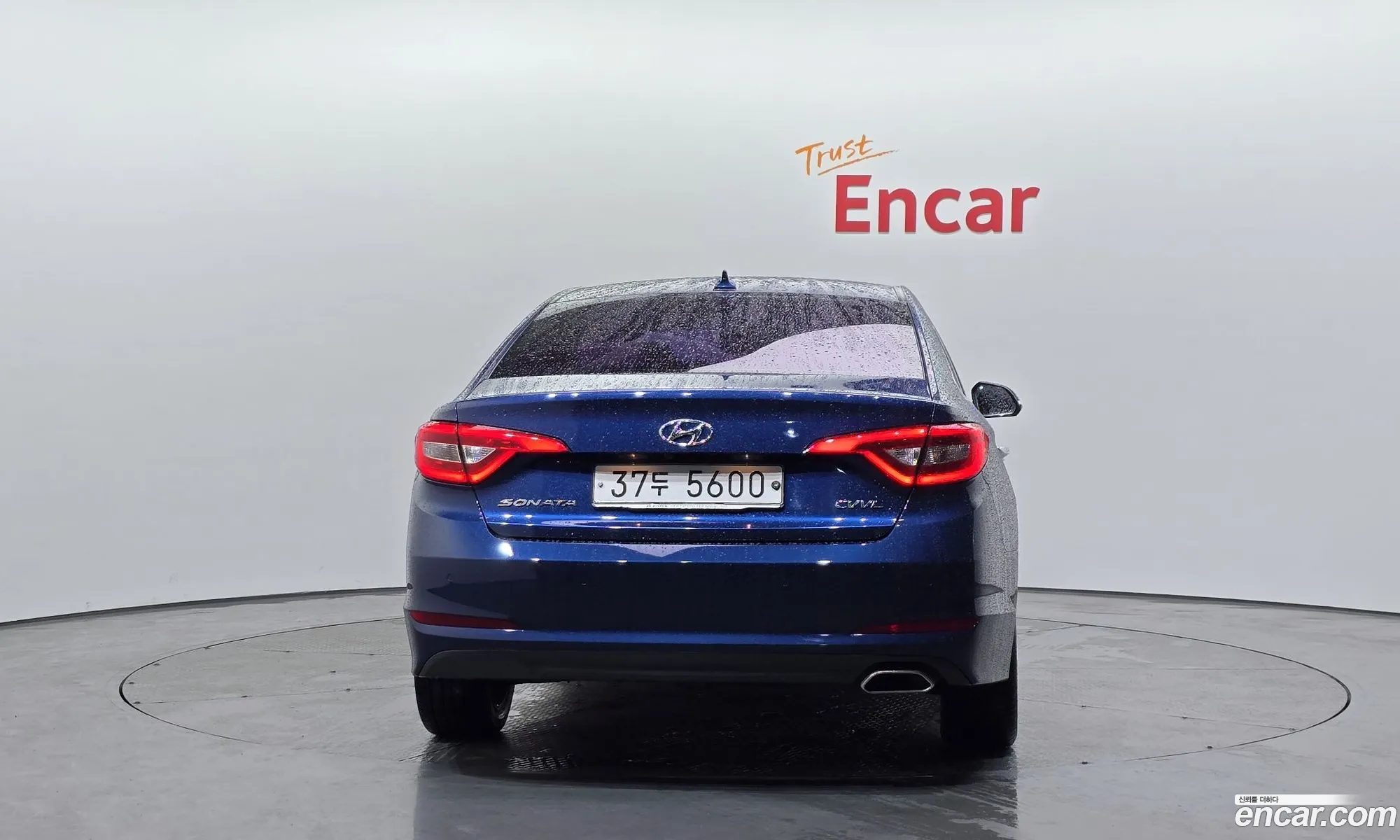 Hyundai LF Sonata 2014 — 18