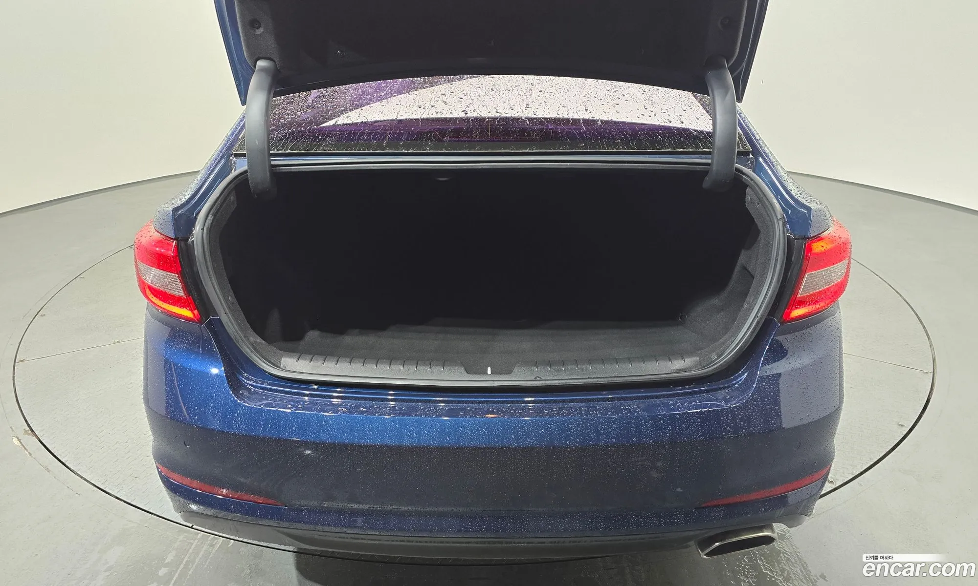 Hyundai LF Sonata 2014 — 32