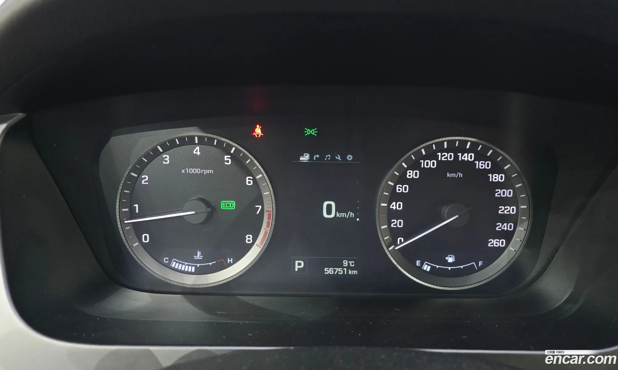Hyundai LF Sonata 2014 — 10