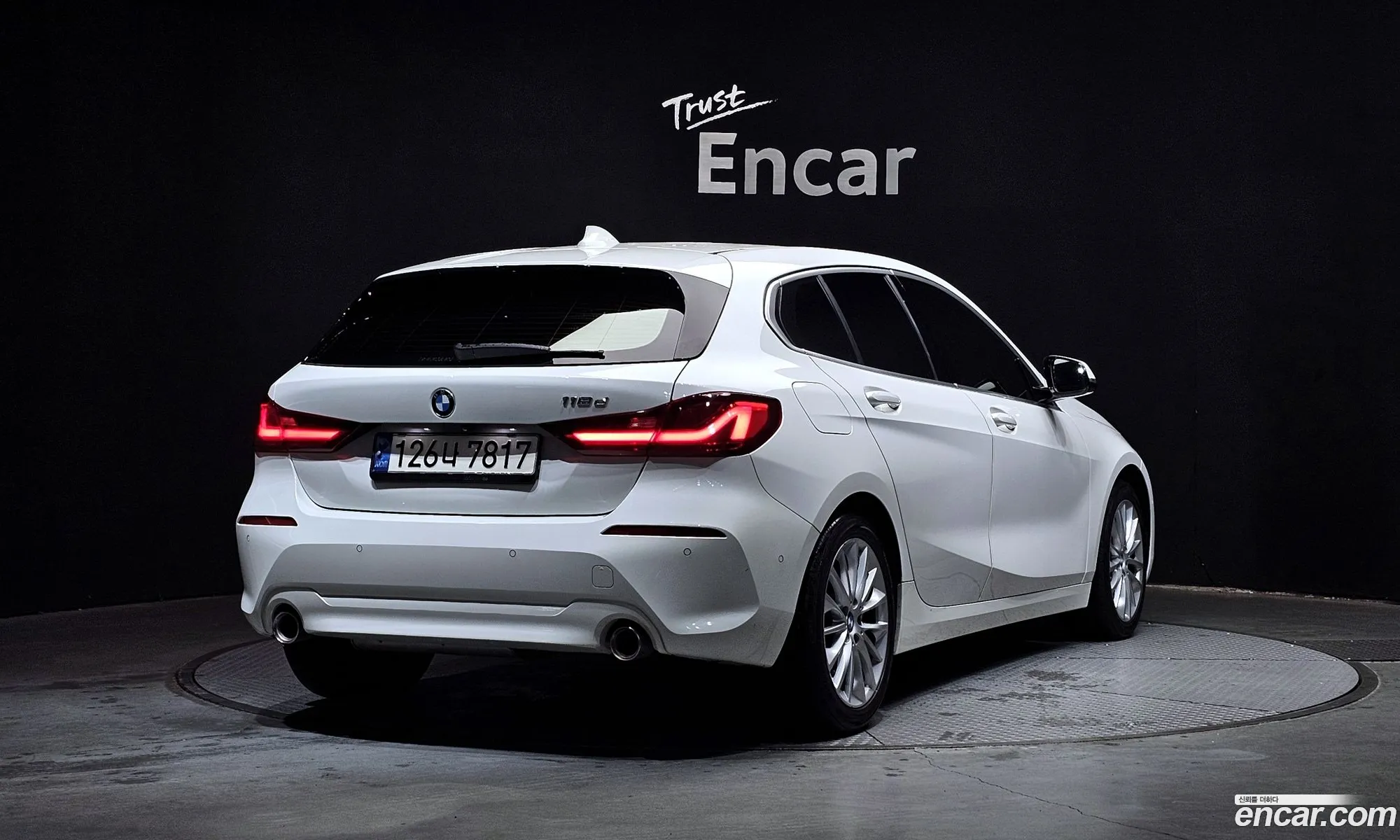 BMW 1 Series 2021 — 8
