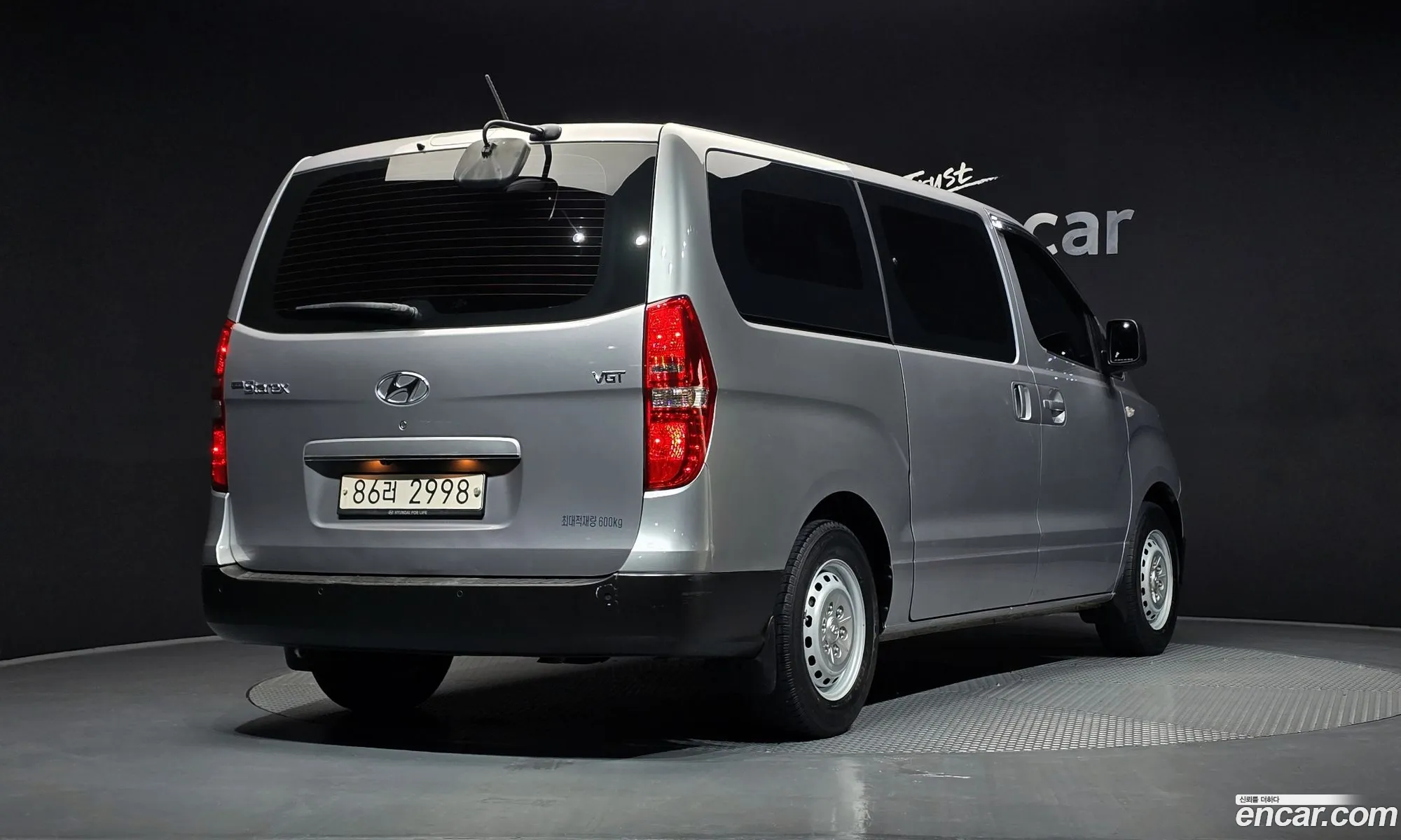 Hyundai Grand Starex 2021 — 10