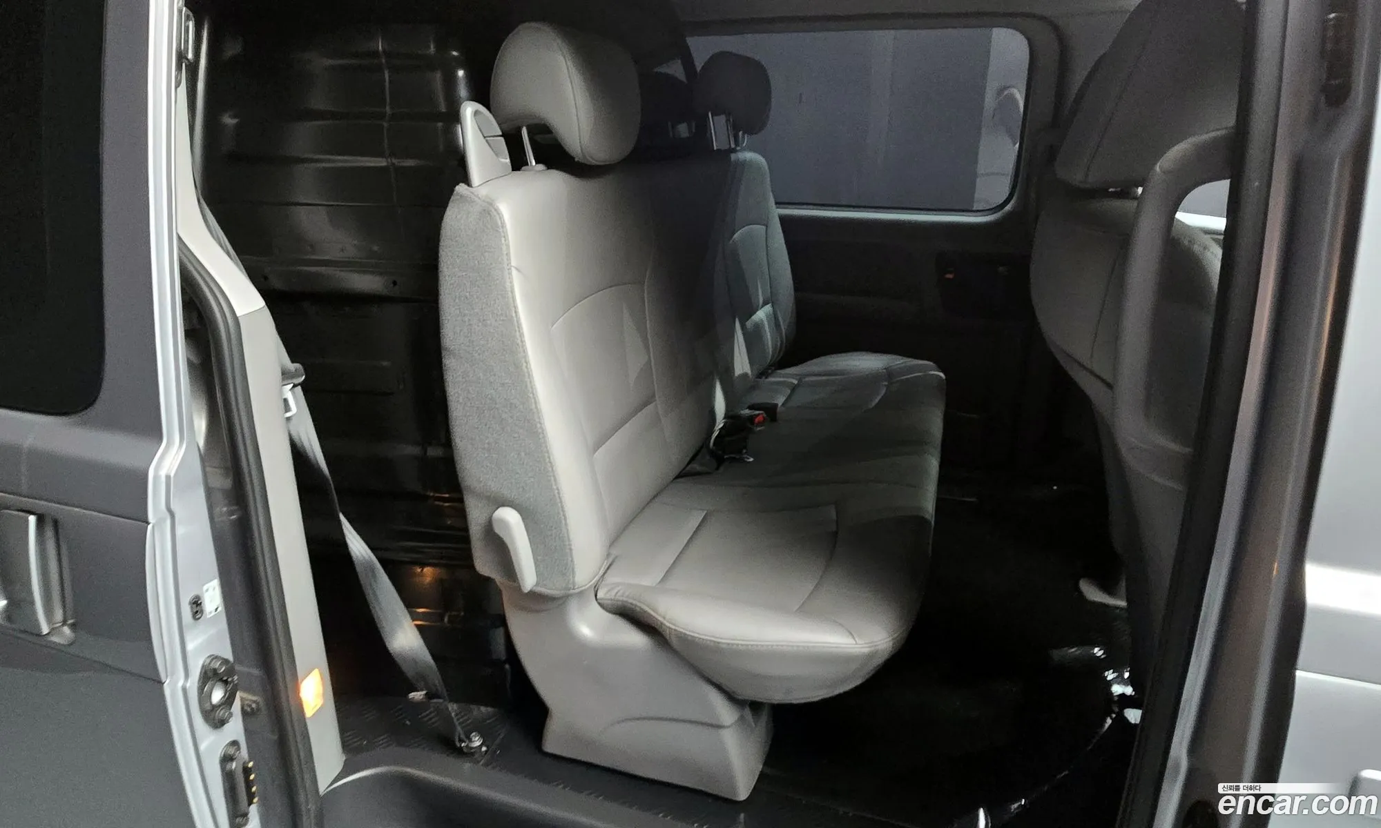 Hyundai Grand Starex 2021 — 21