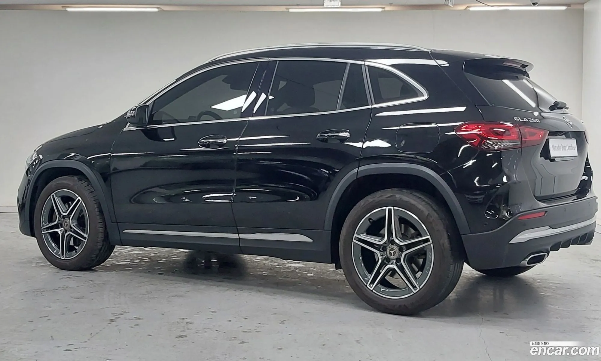 Mercedes-Benz GLA-Class H247 2020 — 9