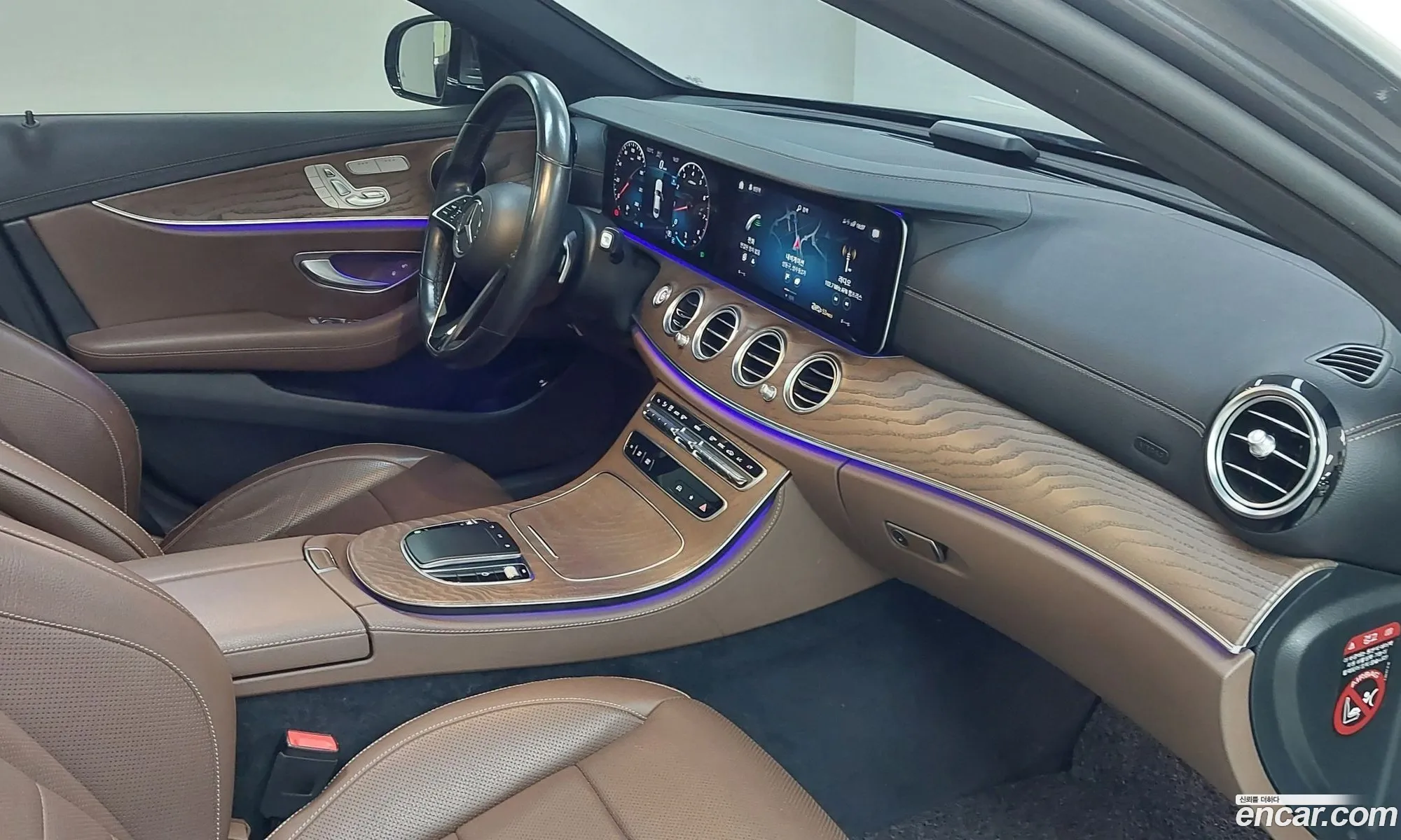 Mercedes-Benz E-Class W213 2020 — 14
