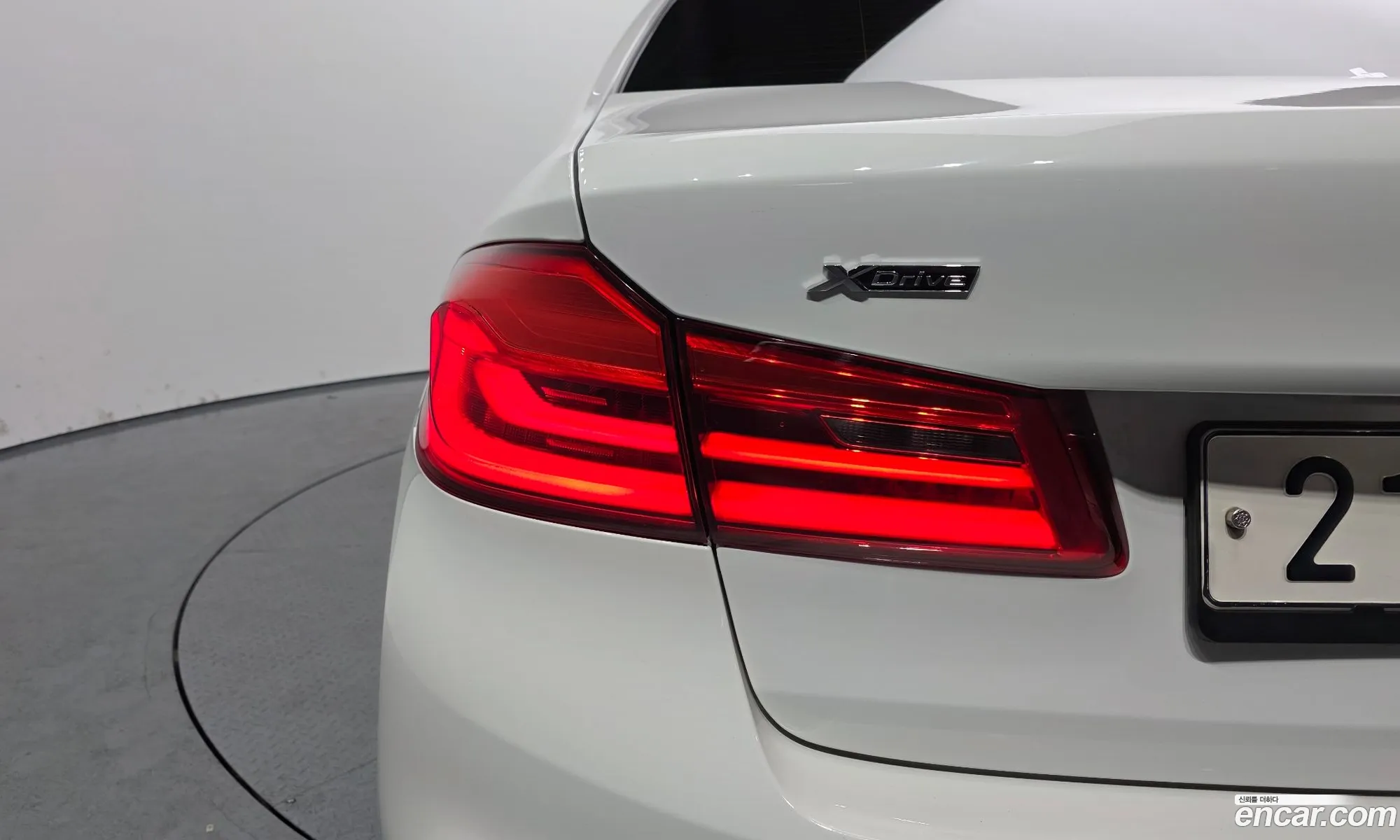 BMW 5 Series 2018 WBAJD9102JWC82863 — 21