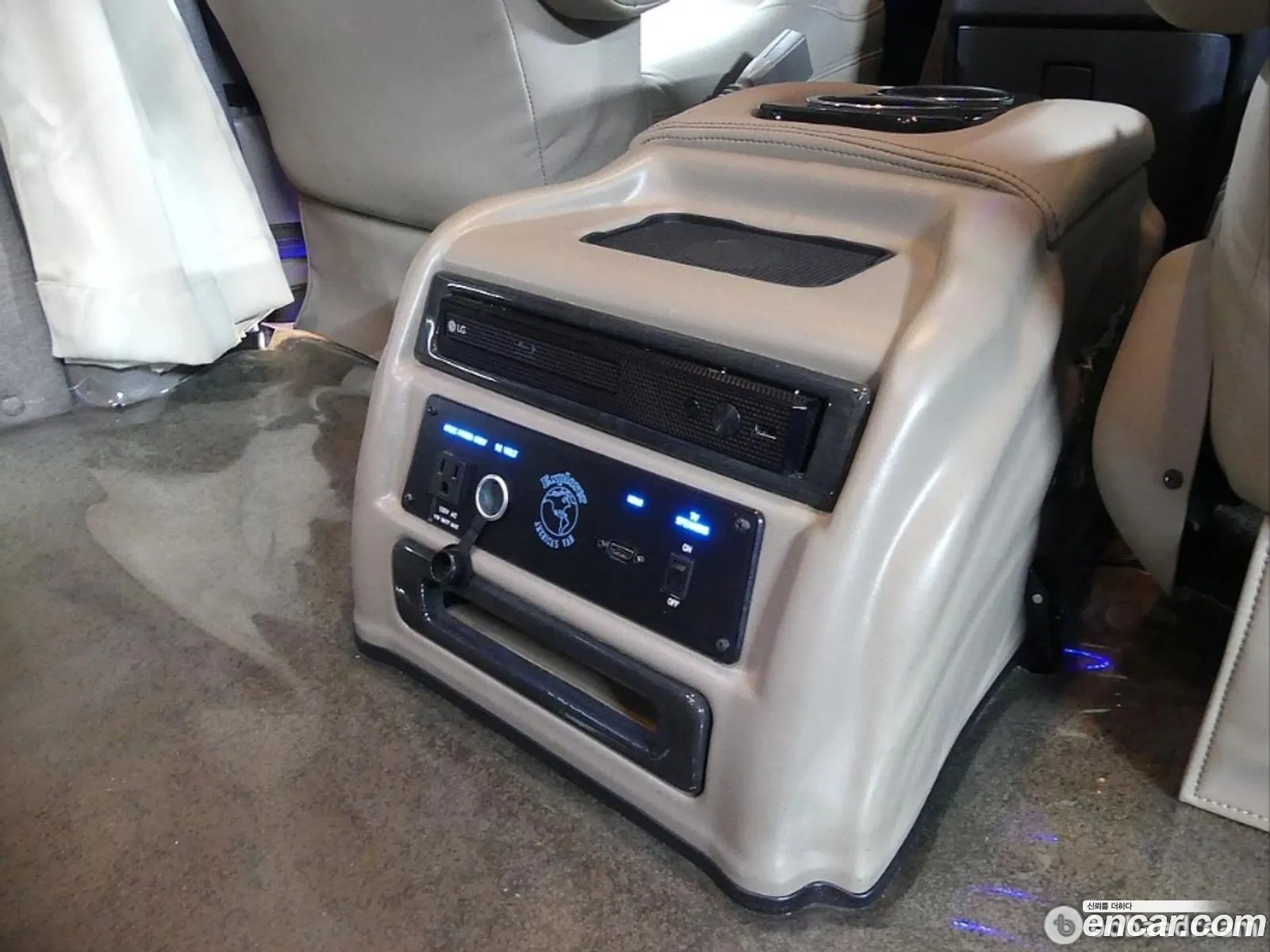 GMC Savana 2022 — 6