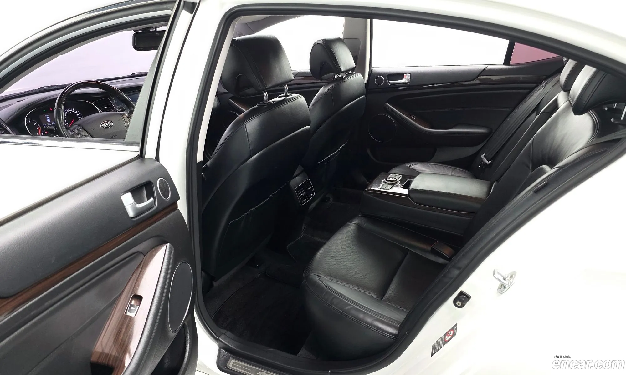Kia K7 2015 — 11