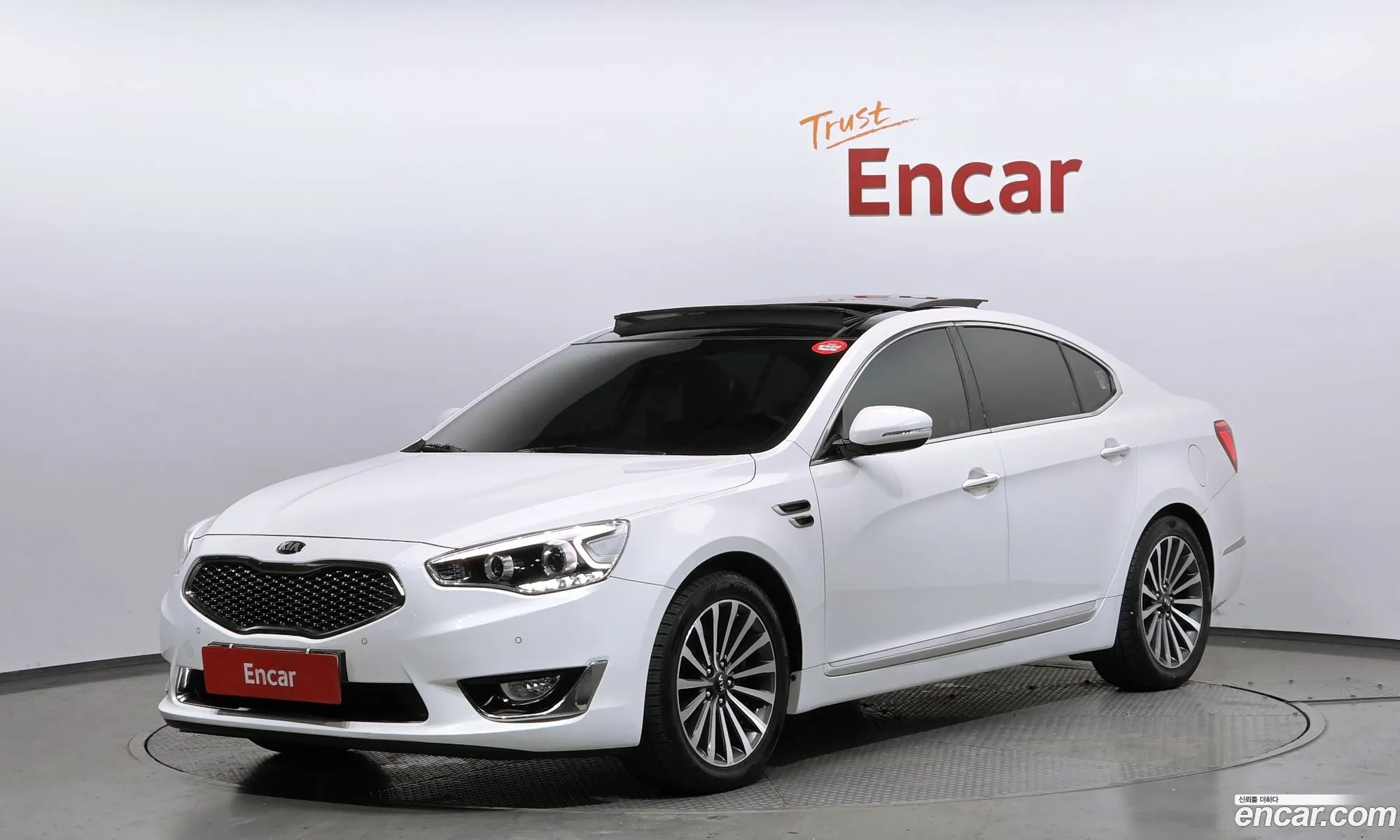 Kia K7 2015 — 10