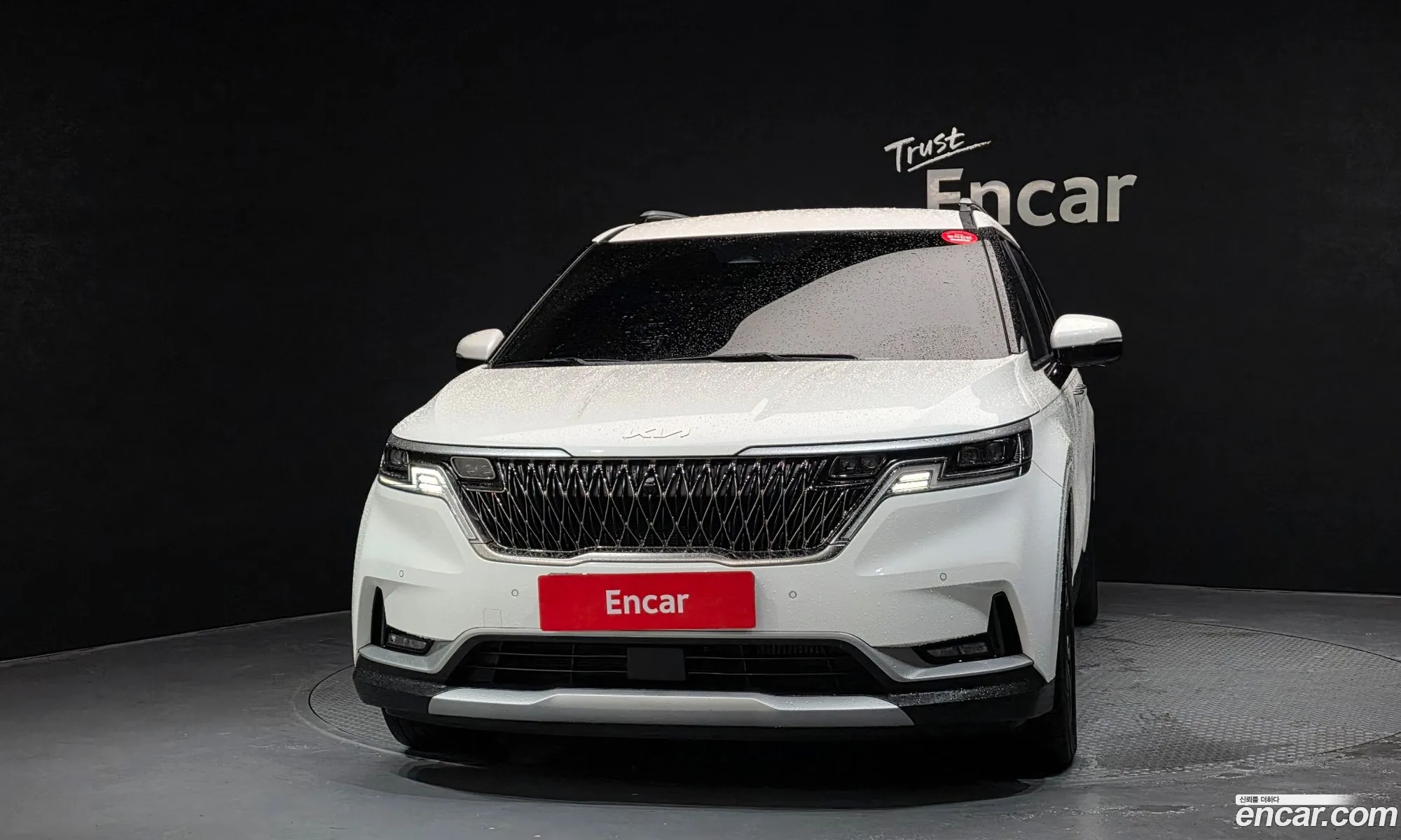 Kia Carnival 2022 — 2