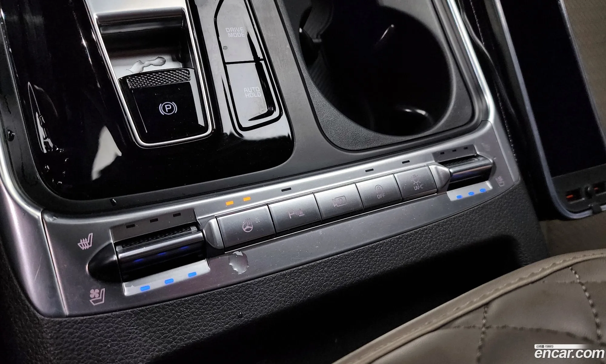 Kia Carnival 2024 — 18