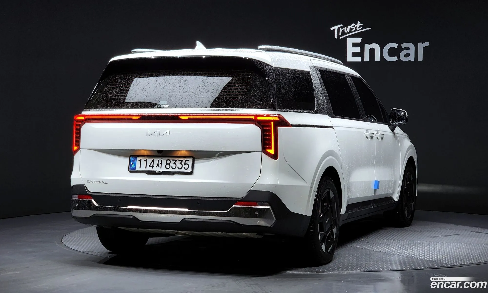 Kia Carnival 2024 — 10