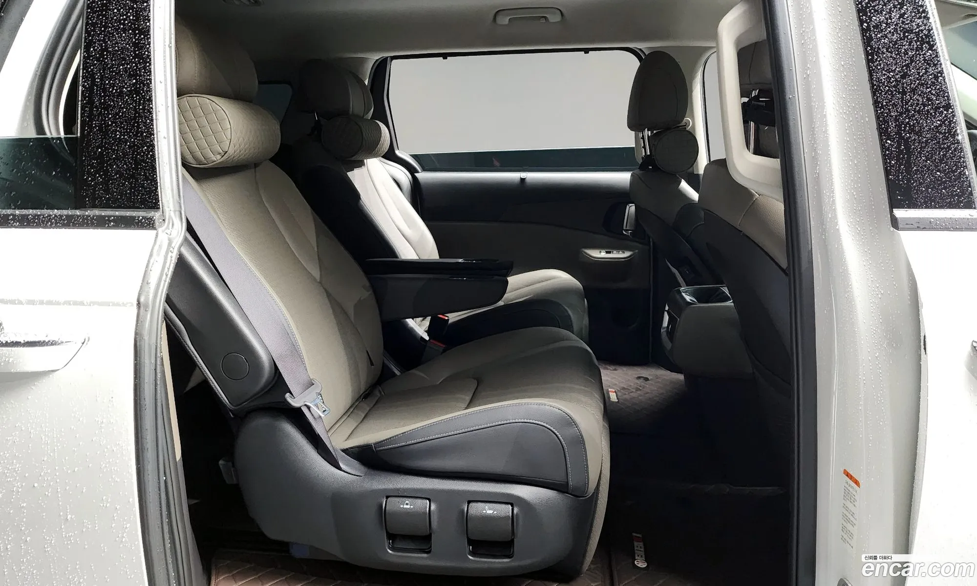 Kia Carnival 2024 — 28