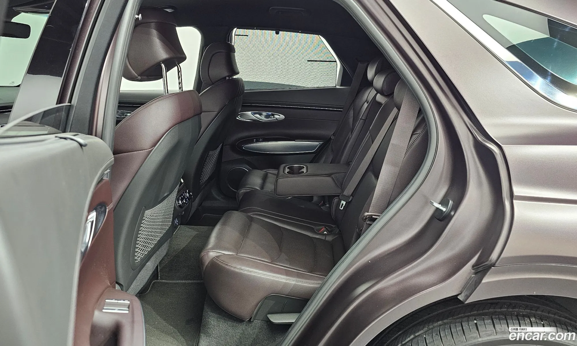 Genesis GV70 2021 — 23