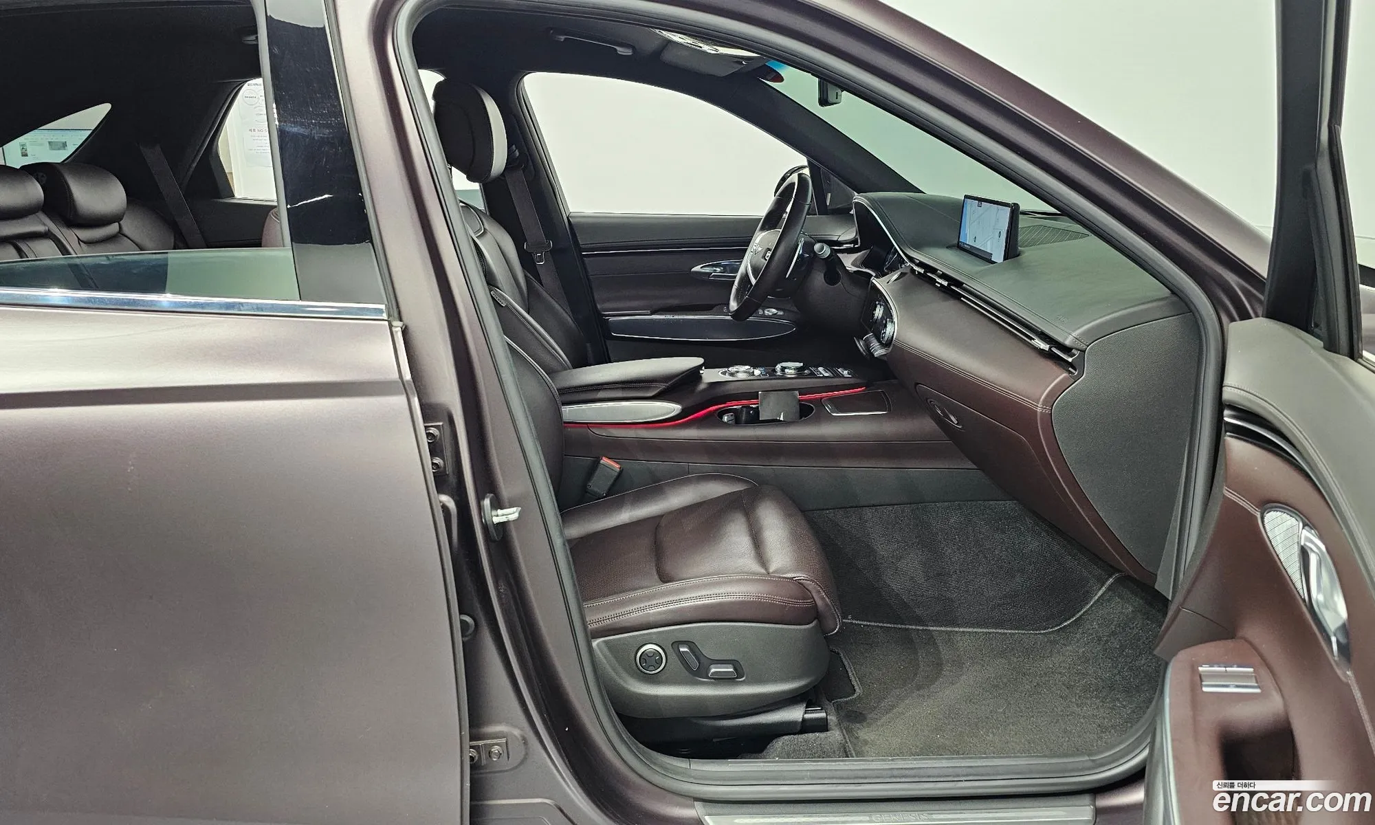 Genesis GV70 2021 — 19