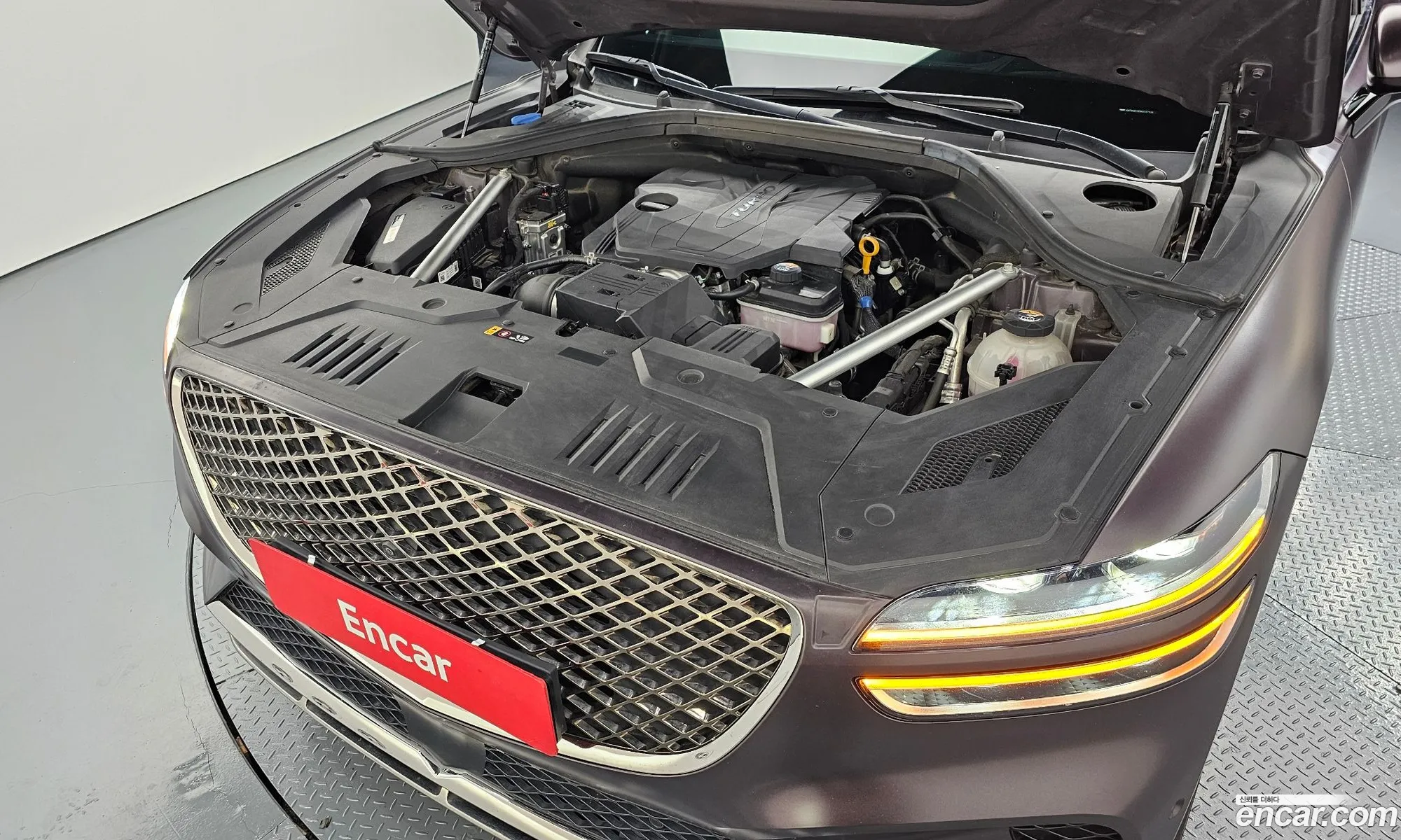 Genesis GV70 2021 — 16