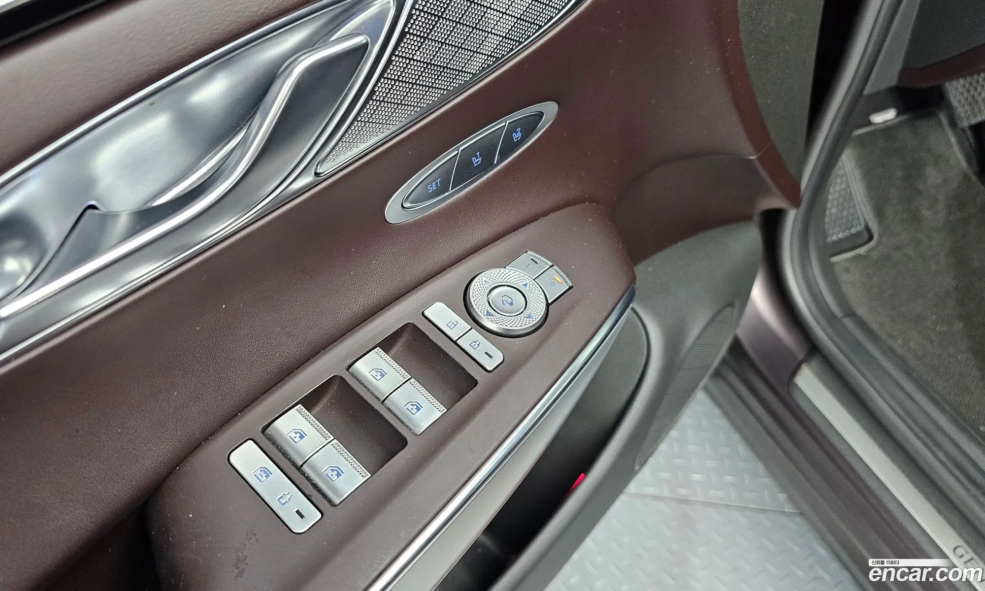Genesis GV70 2021 — 15